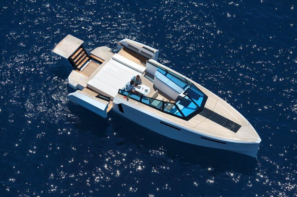 Evo Yachts R4 For Sale