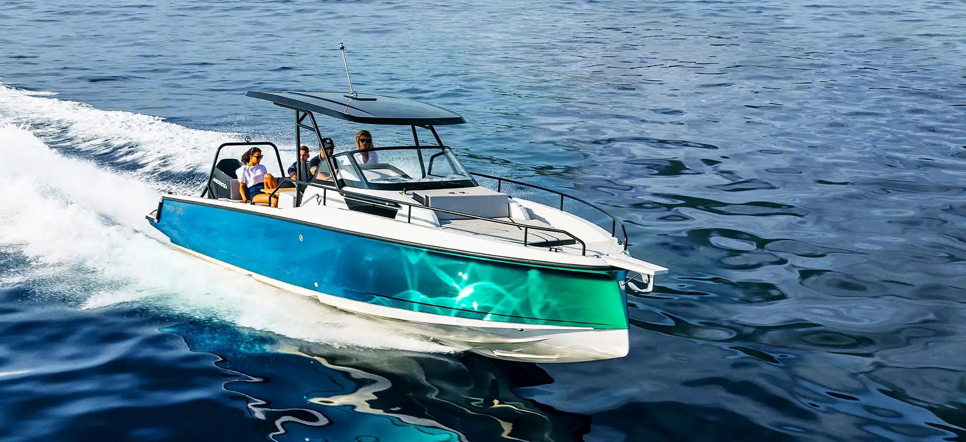 Yacht