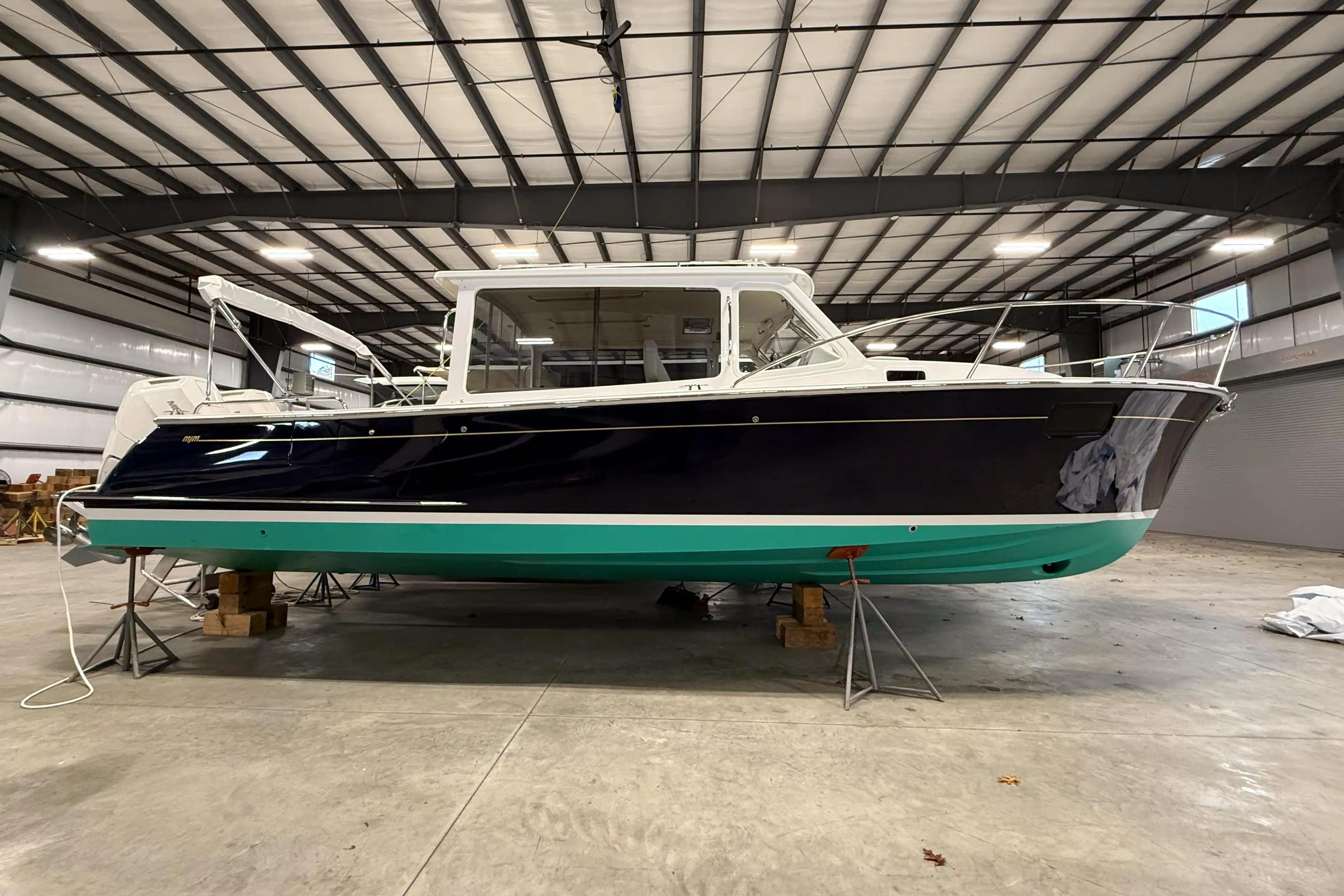 MJM Yachts 35 For Sale