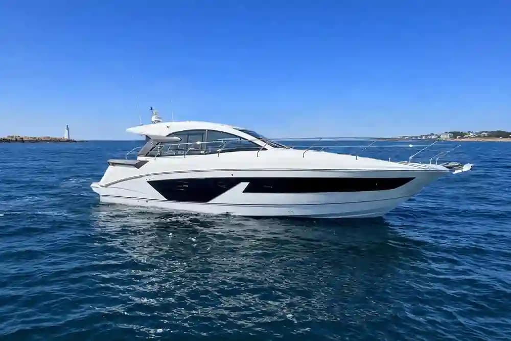 2024 Beneteau Gran Turismo 45 for Sale in Dartmouth, Massachusetts Motor Yacht
