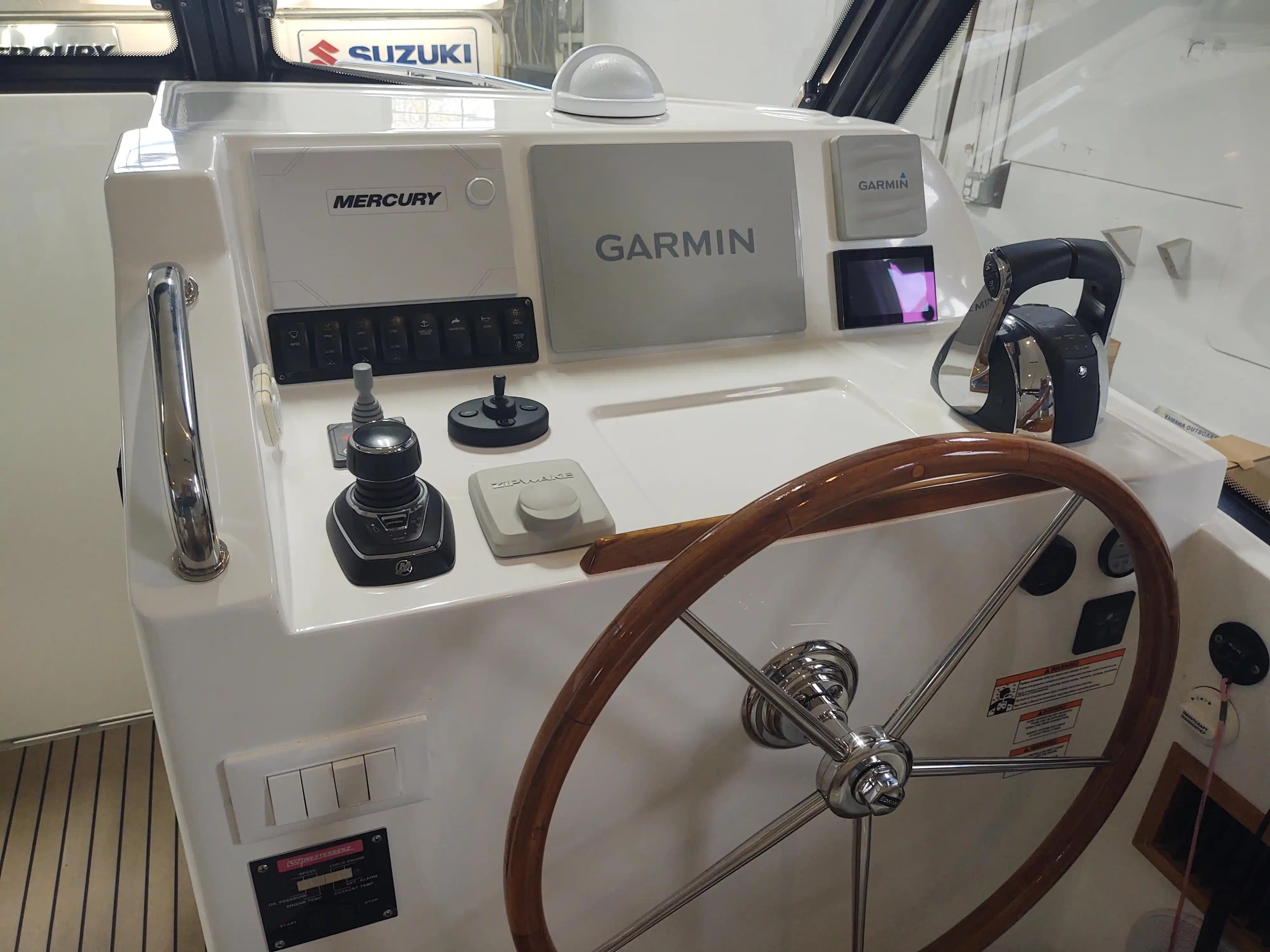 MJM Yachts 3 a la venta