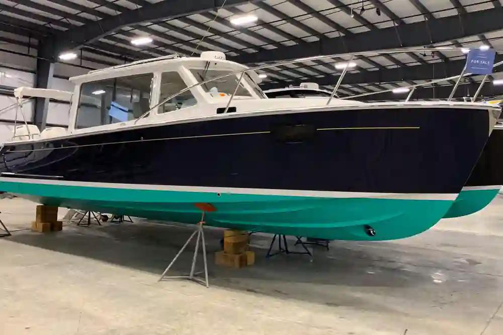 MJM Yachts 35 For Sale