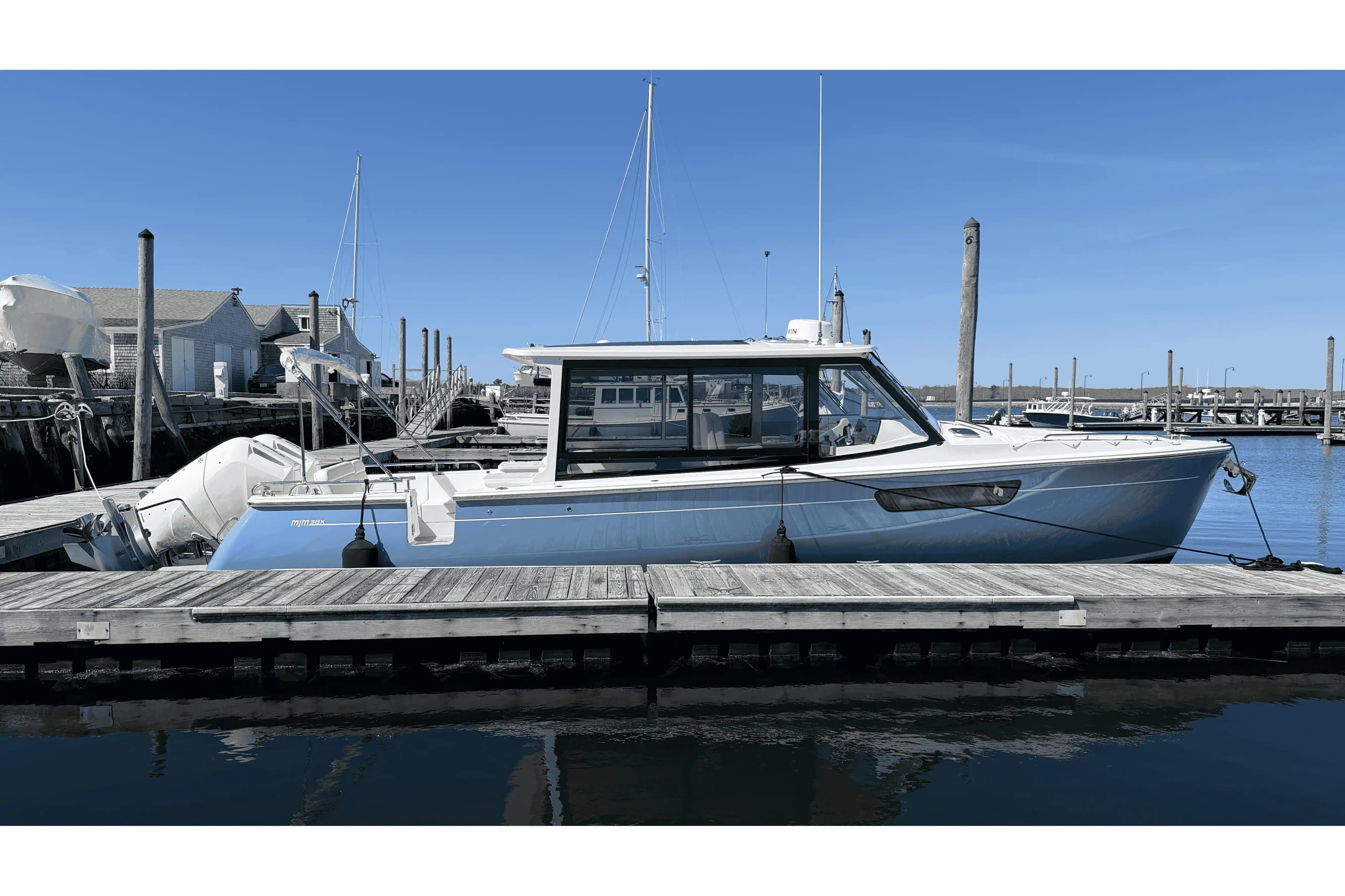 MJM Yachts 38X zum Verkauf