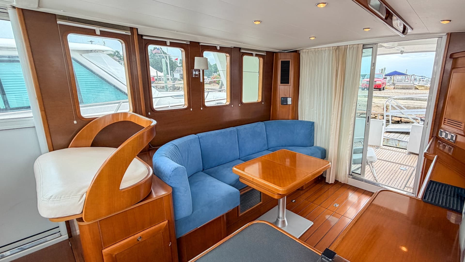2006 Beneteau Swift Trawler 42 for Sale in New Bedford, Massachusetts Trawler 3