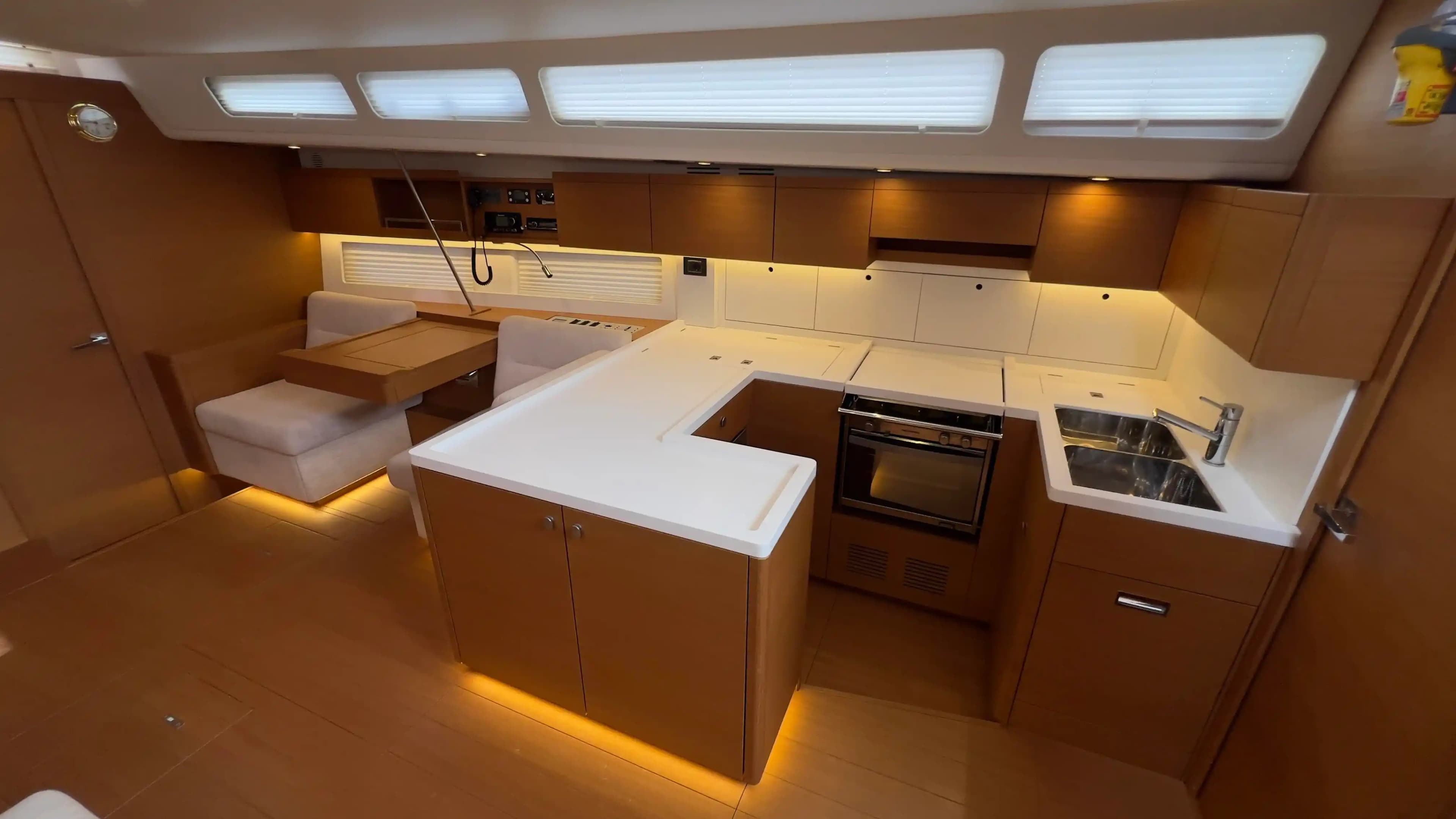 2017 Grand Soleil Yachts GS 52 LC à vendre à Lavagna, IT Daysailer 3