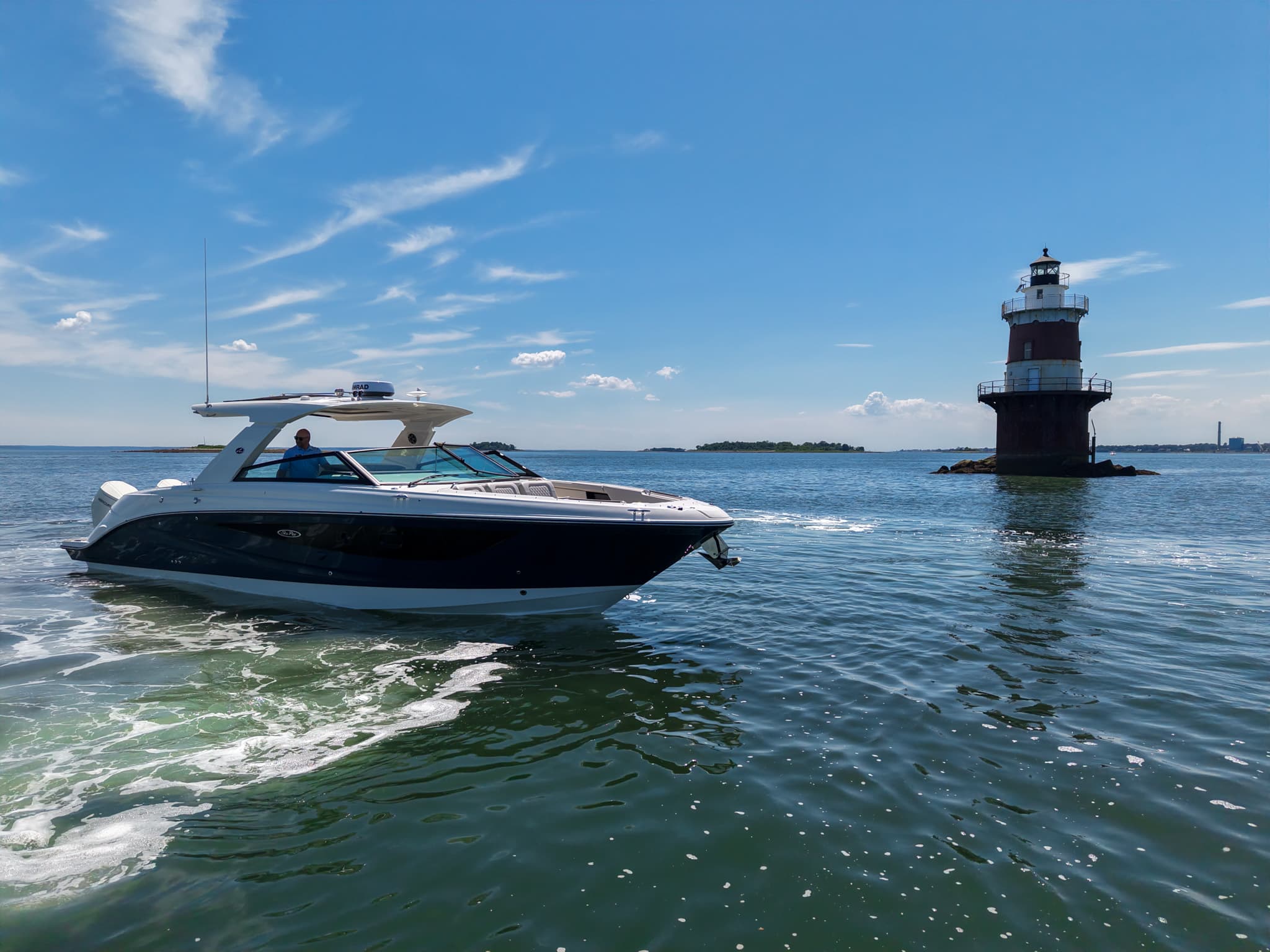 2026 Sea Ray SLX 400 Outboard for Sale in Norwalk, Connecticut Bowrider 3