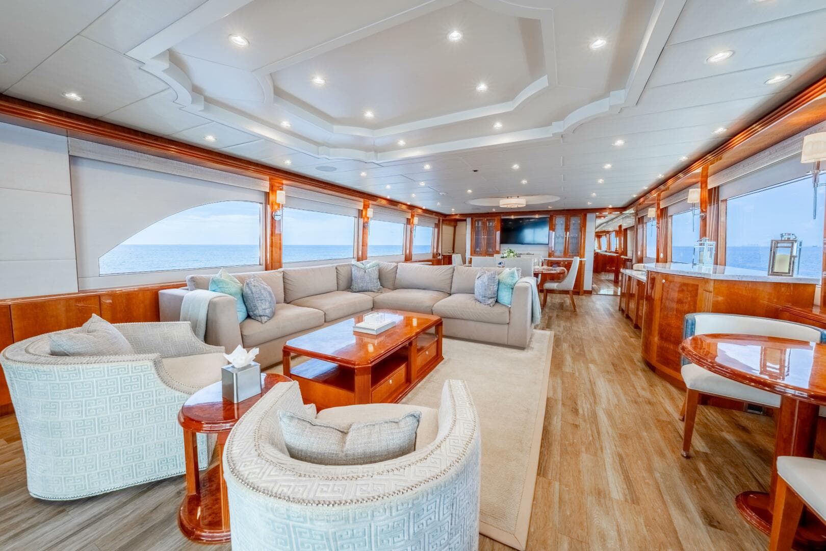 2009 Hargrave 114' for Sale in Fort Lauderdale, Florida Motor Yacht 4