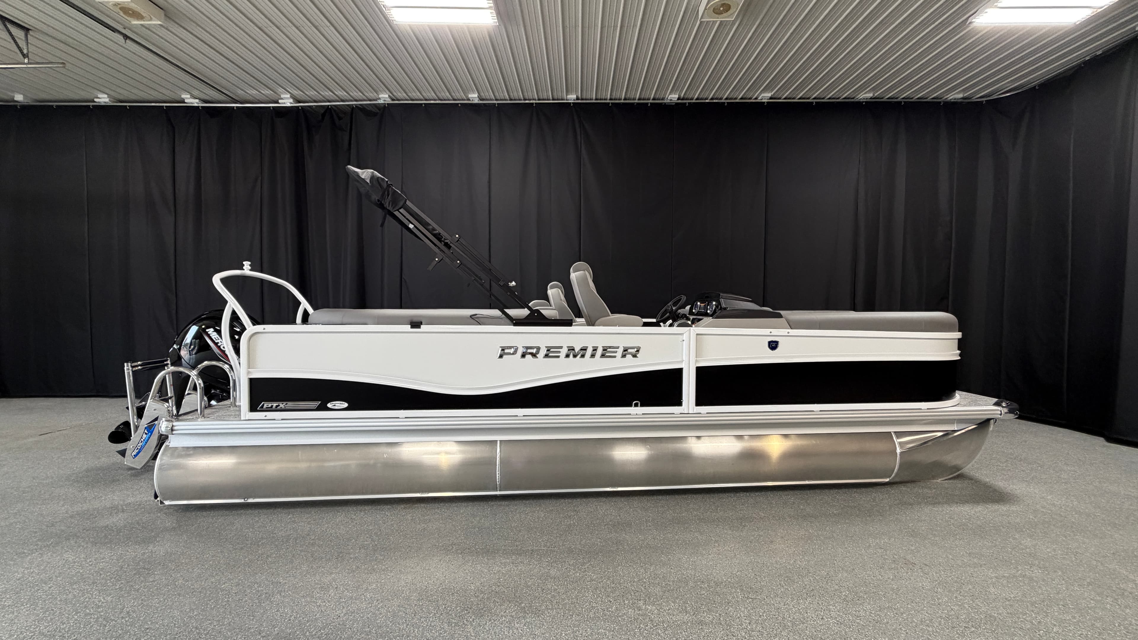 2027 Premier 230 Sunsation in vendita a Nisswa, Minnesota Pontoon Boats 3