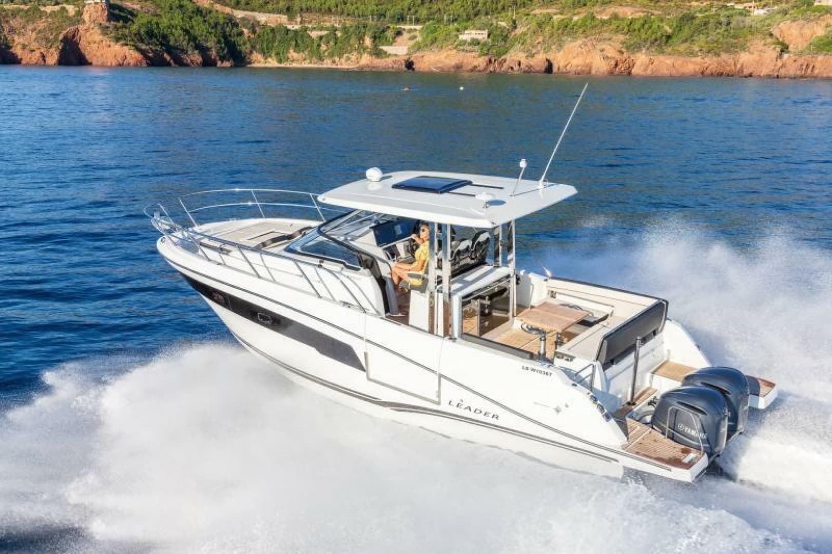 2022 Jeanneau Leader 10.5 WA te koop in Fernandina Beach, Florida Walk-around Boats