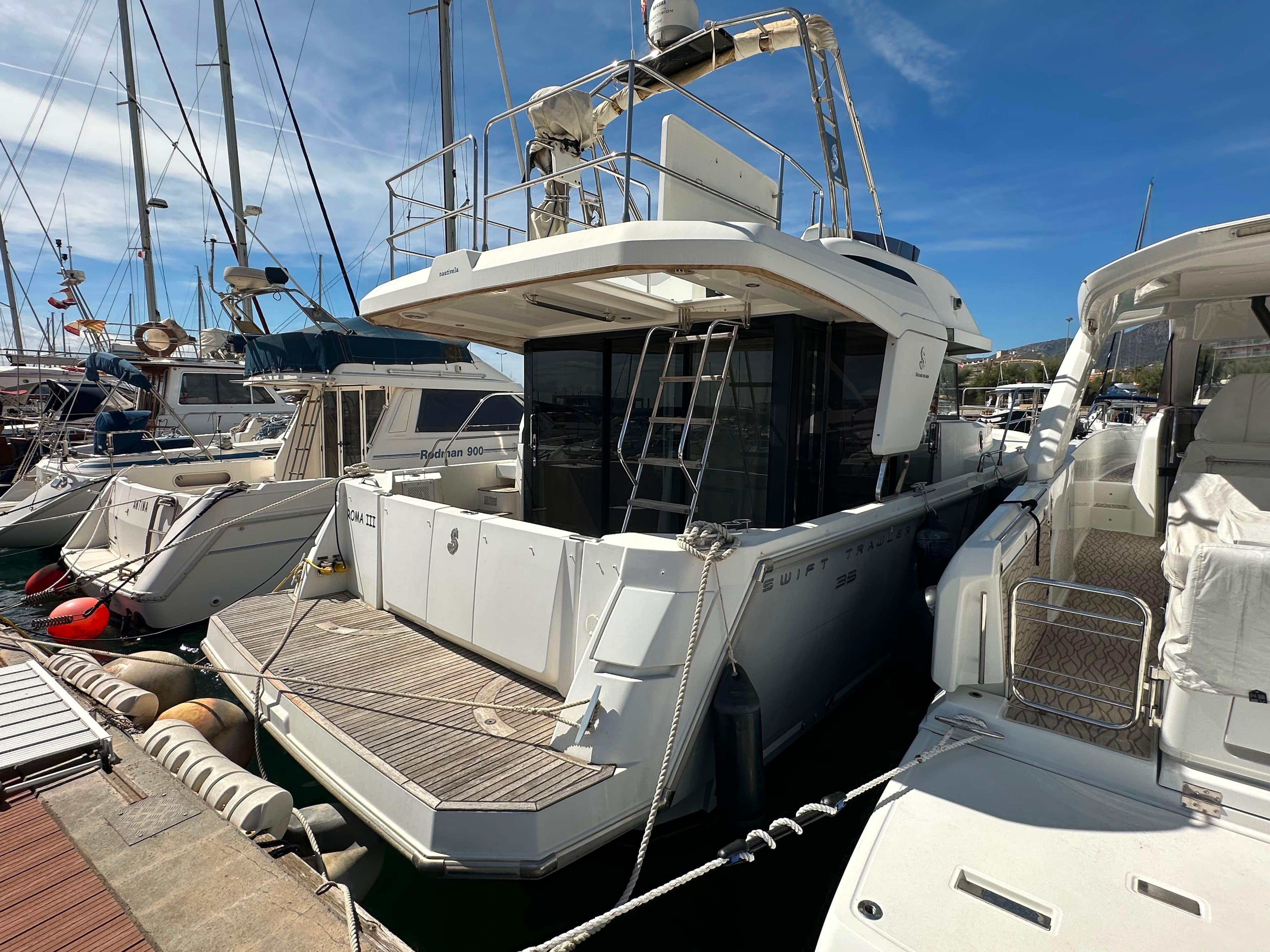 2018 Beneteau Swift Trawler 35 zum Verkauf in Viladamat, ES Explorer Yachts 2