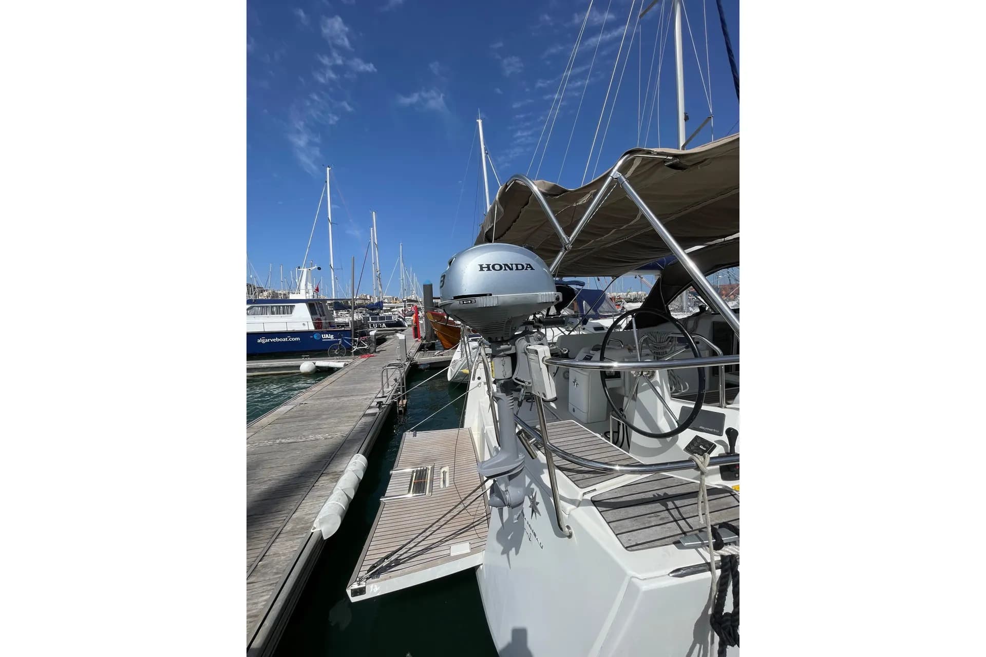 2018 Jeanneau Sun Odyssey 440 for Sale in Portimão, PT Monohull 4