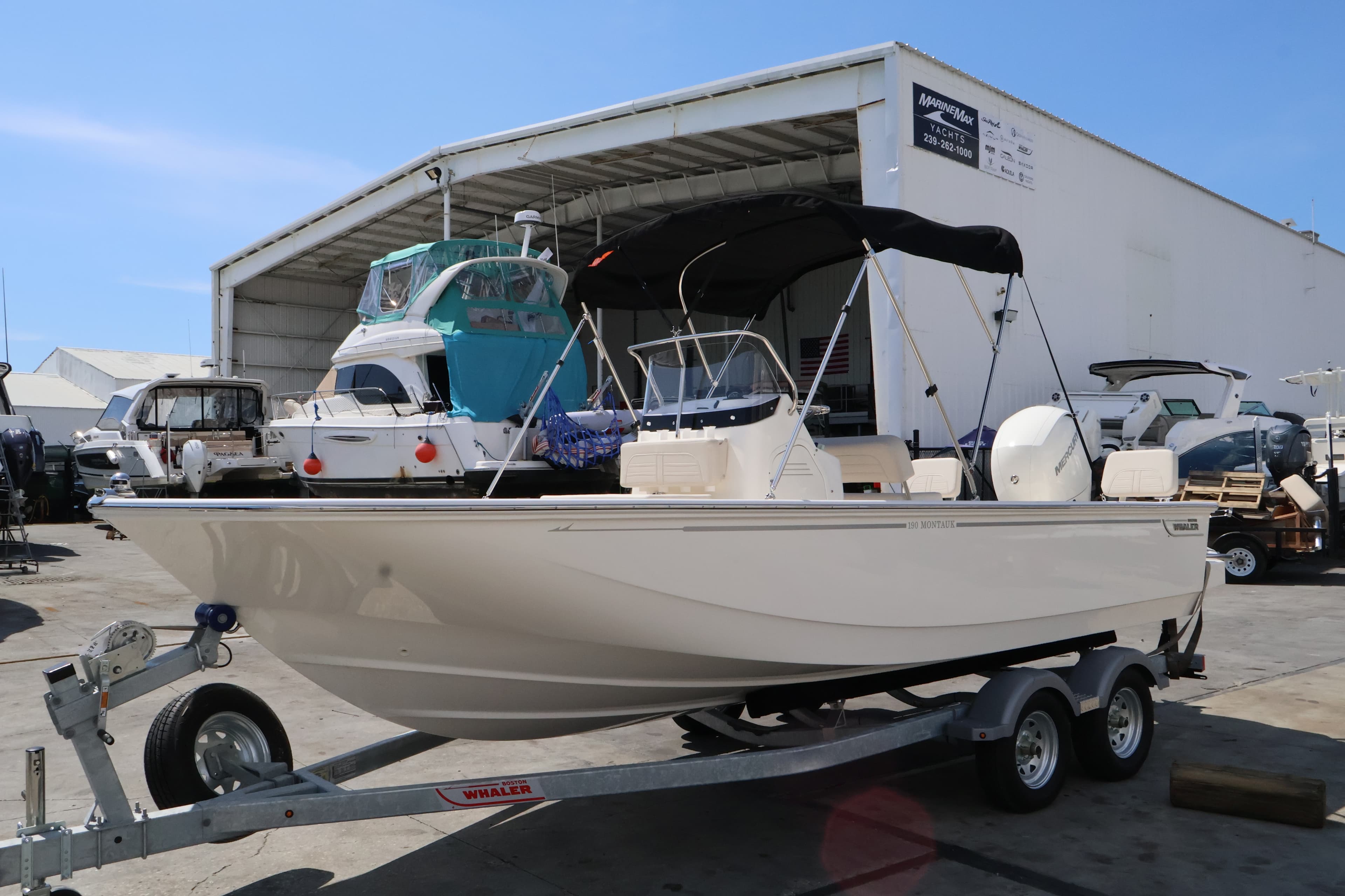 2027 Boston Whaler 190 Montauk zum Verkauf in Naples, Florida Center Console 2