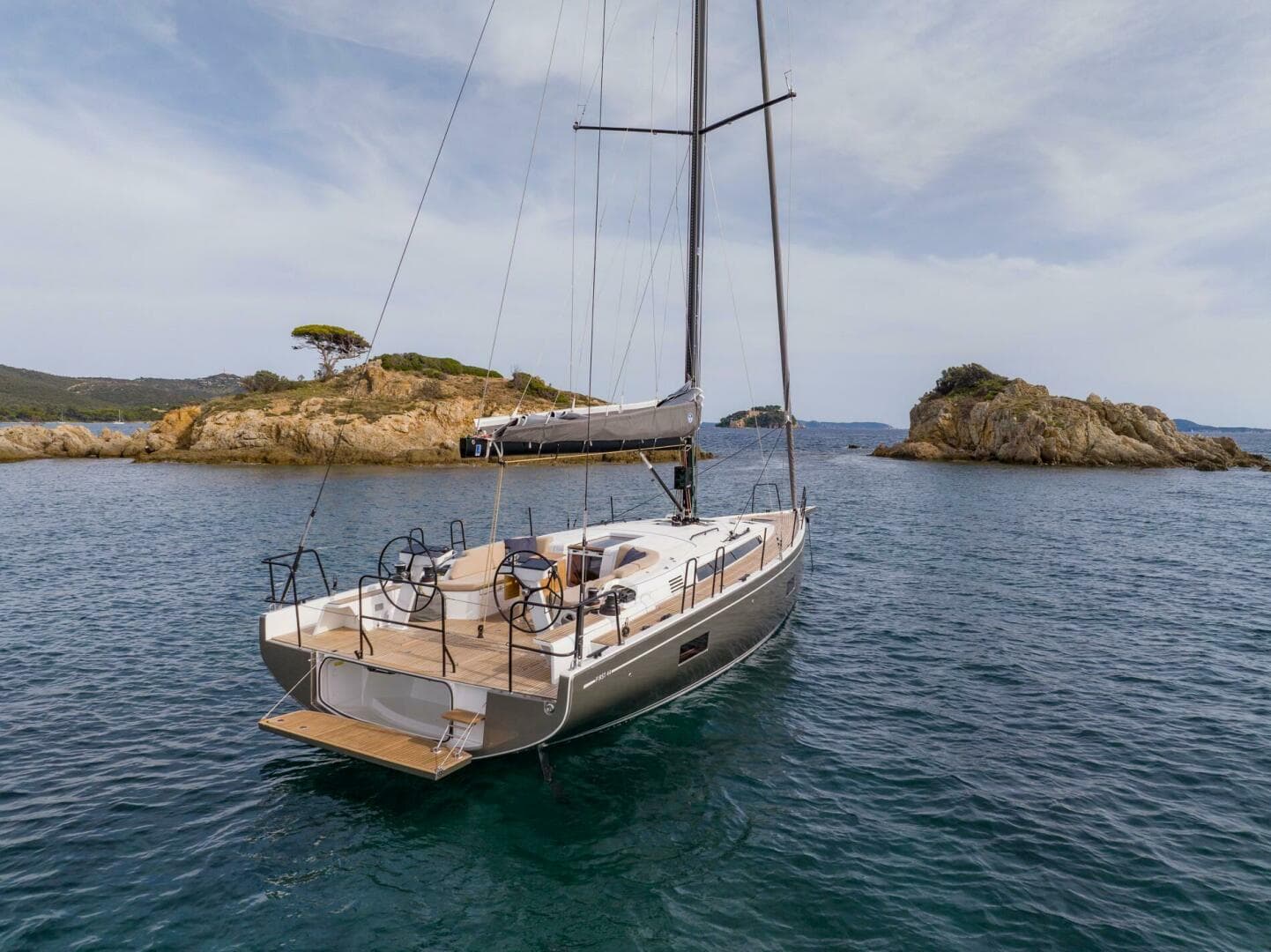 2027 Beneteau First 44 for Sale in South Dartmouth, Massachusetts Racer/Performance 2