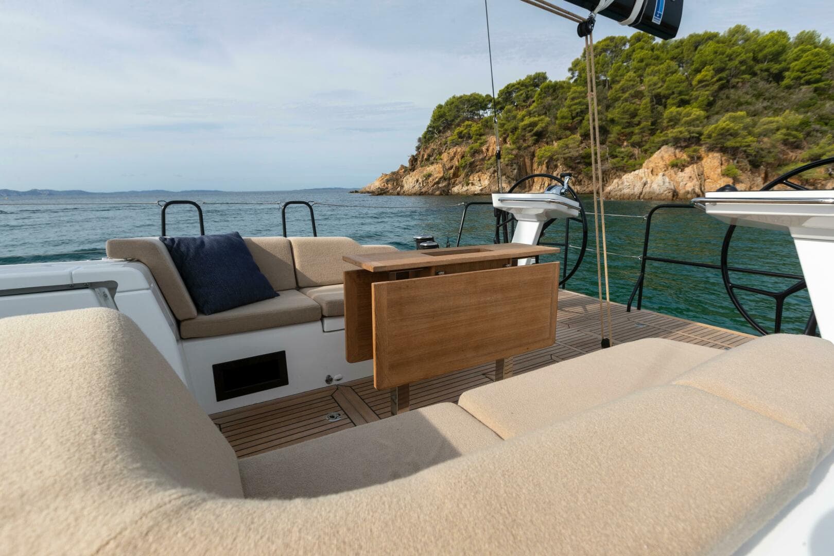 2027 Beneteau First 44 for Sale in South Dartmouth, Massachusetts Racer/Performance 5