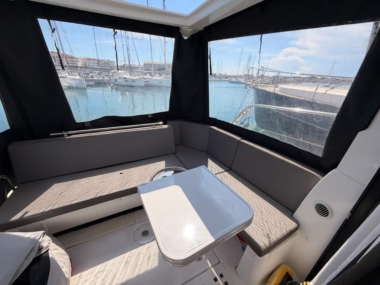 2025 Beneteau Antares 11 te koop in L'Escala, ES Pilothouse 5