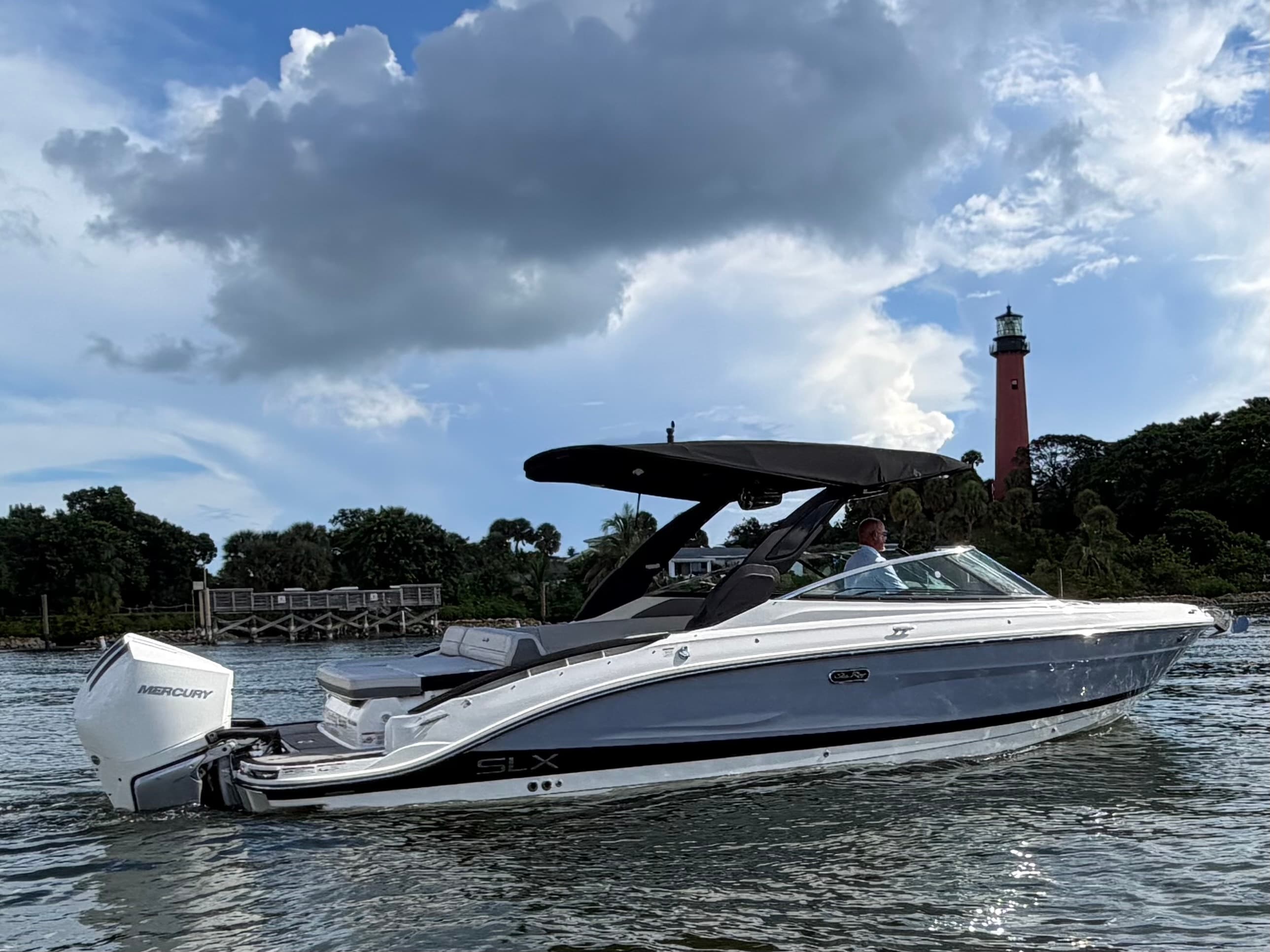 2024 Sea Ray SLX 280 Outboard for Sale in Jupiter, Florida Bowrider