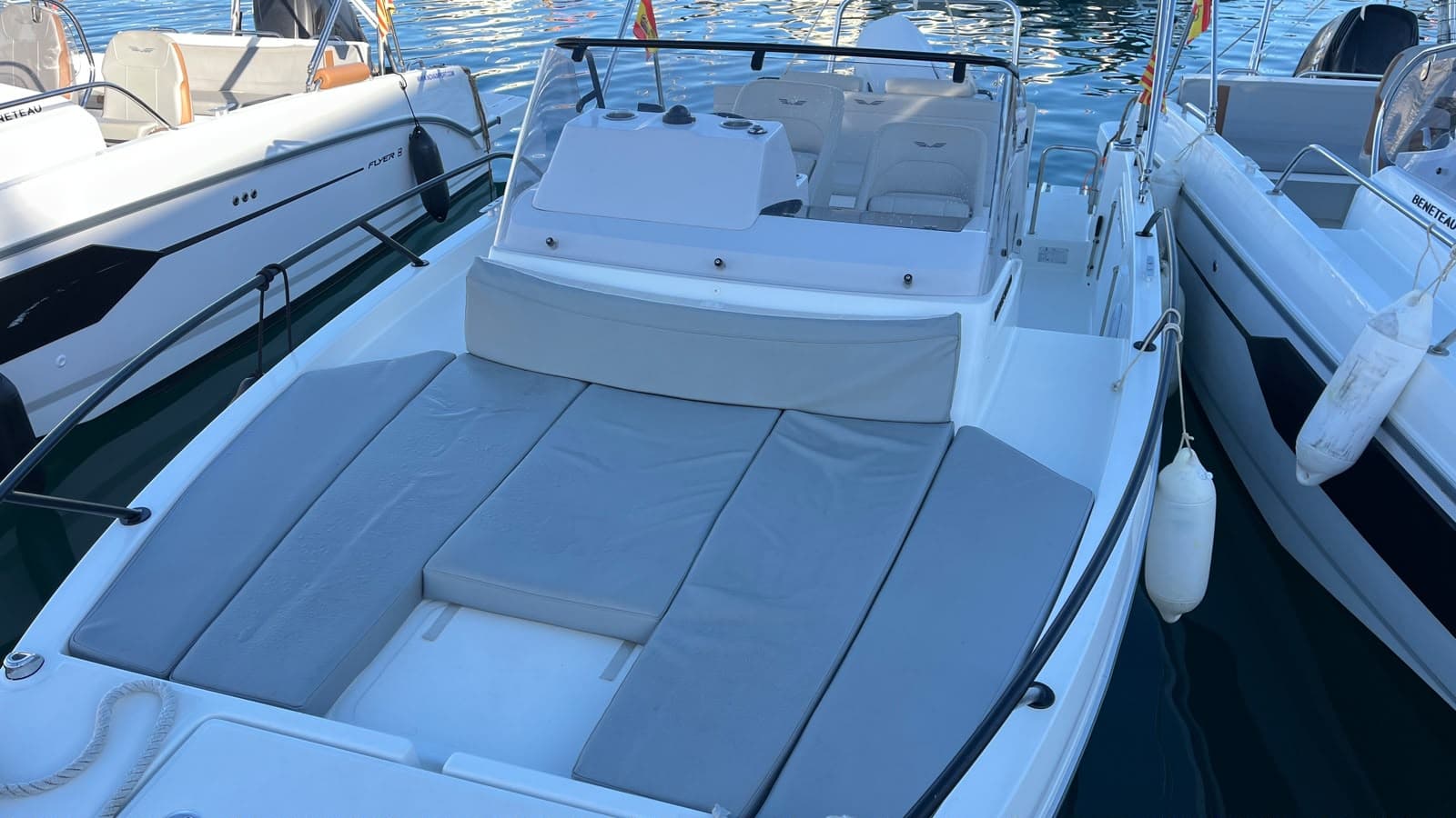 2026 Beneteau Flyer 7 SUNdeck zum Verkauf in Viladamat, ES Center Console