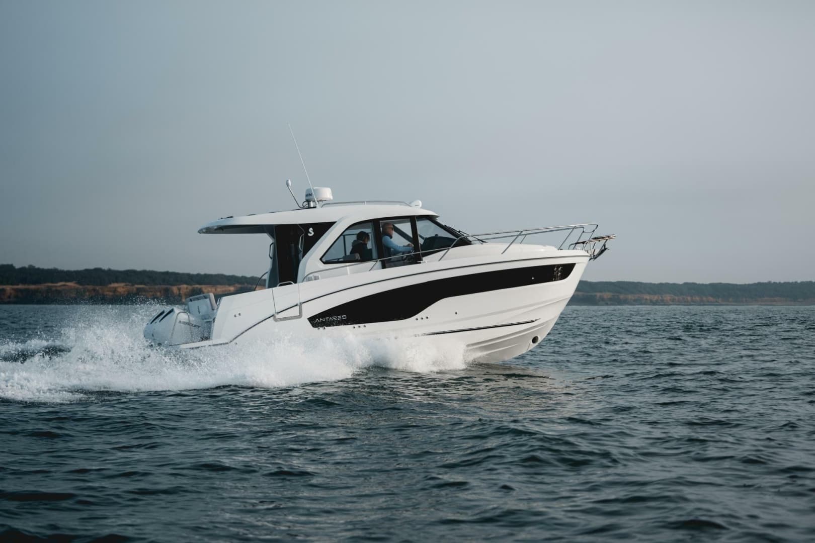 2027 Beneteau Antares 9 in vendita a South Dartmouth, Massachusetts Motor Yacht