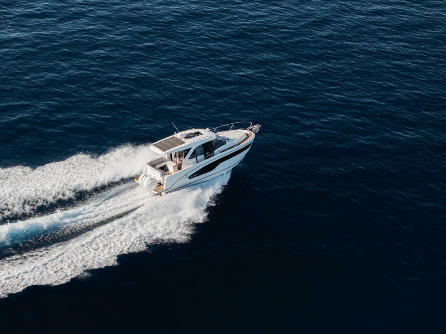 2027 Beneteau Antares 9 in vendita a South Dartmouth, Massachusetts Motor Yacht 3