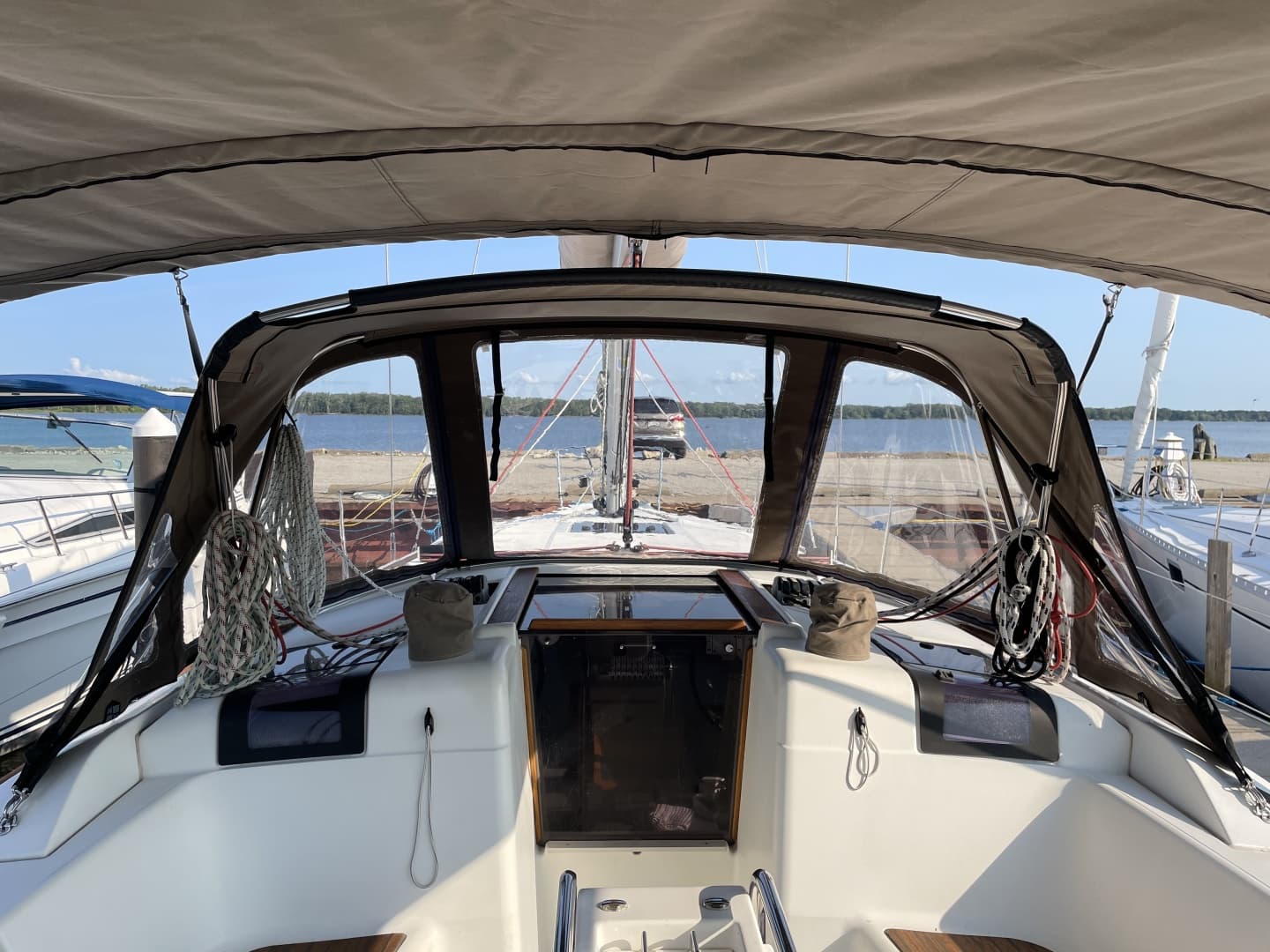 2011 Jeanneau Sun Odyssey 409 in vendita a Erie, Pennsylvania Monohull 4