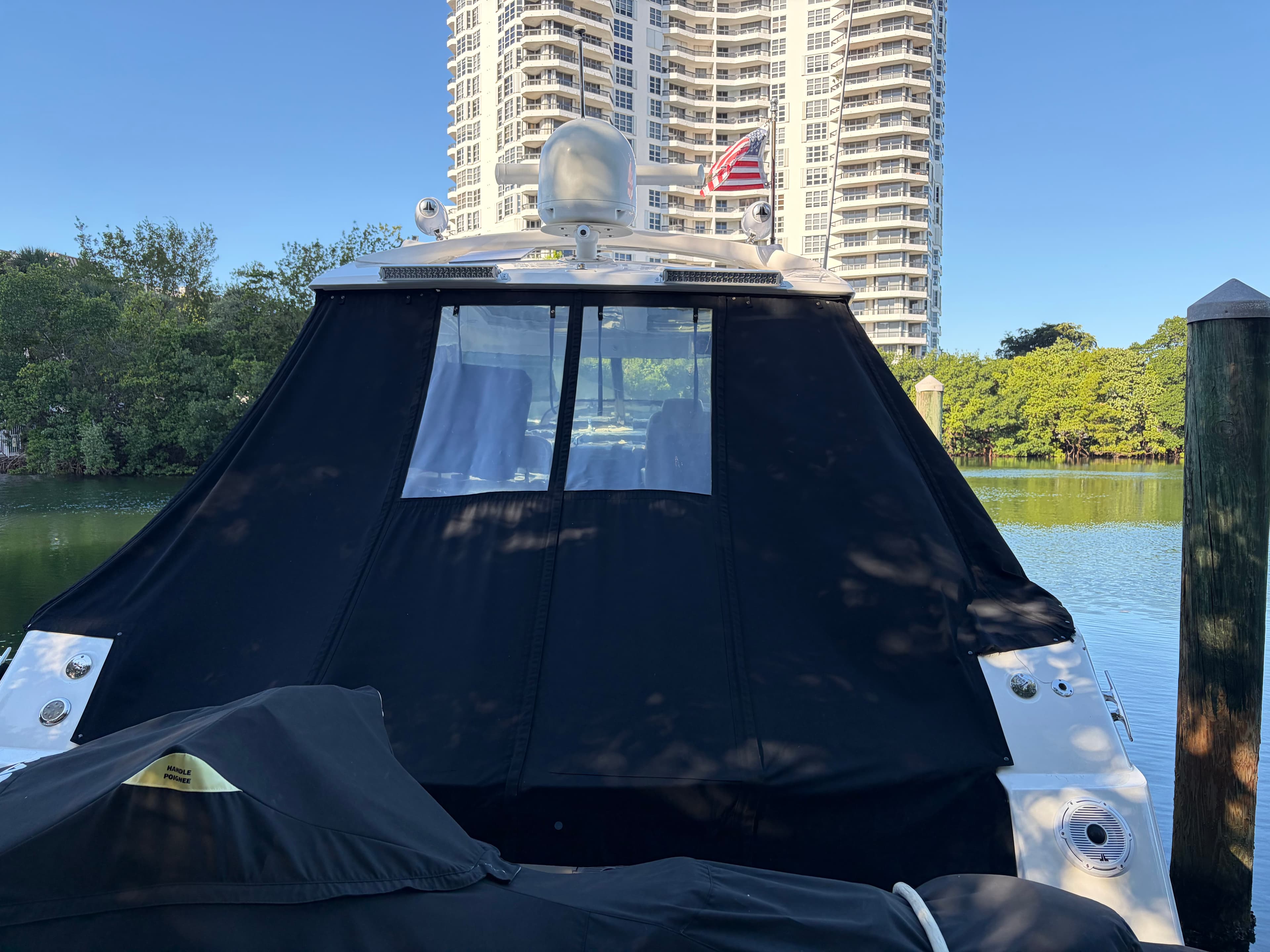 2014 Sea Ray Sundancer 470 zum Verkauf in Miami, FL Express Cruiser 3