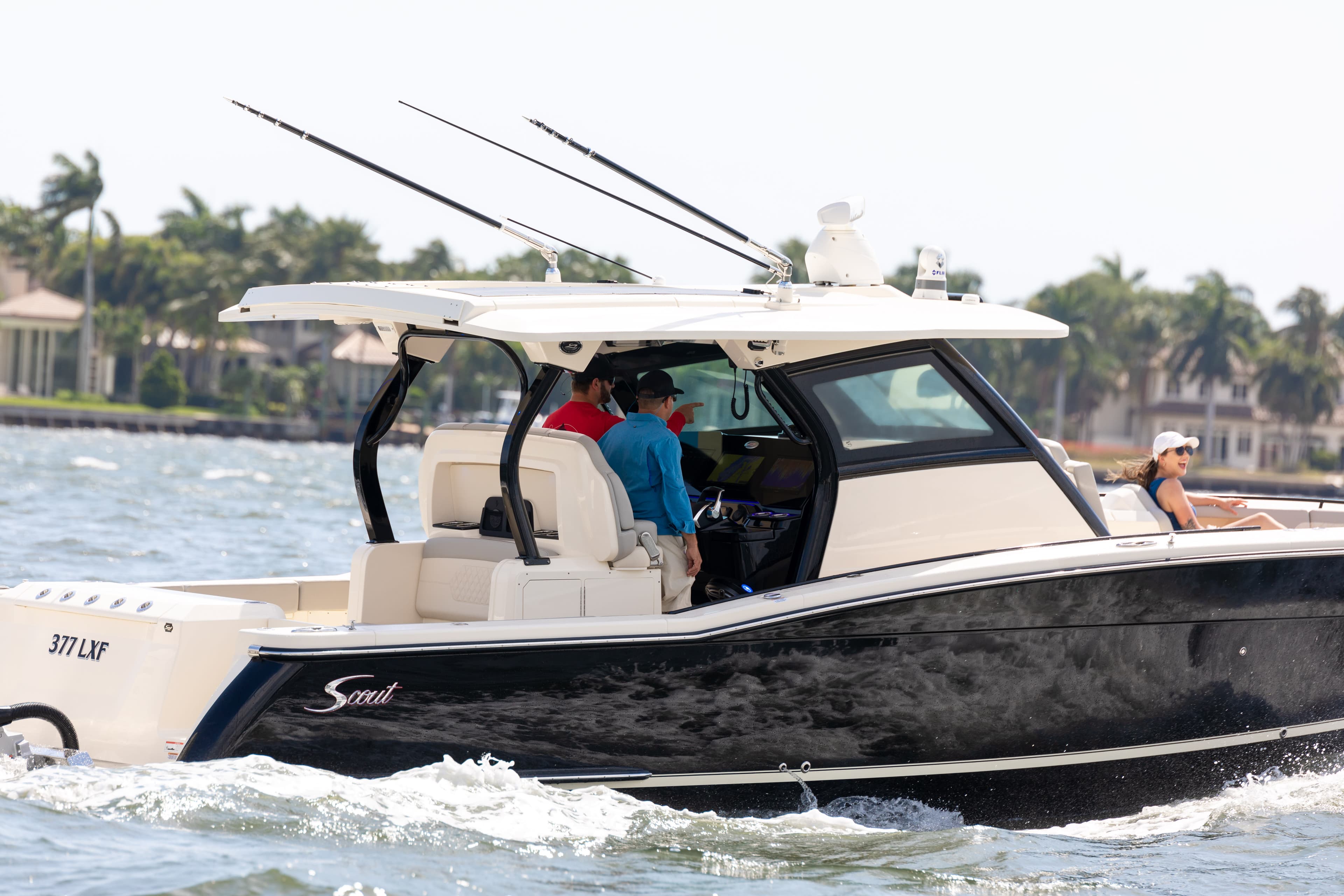 2025 Scout Boats 377LXF zum Verkauf in Jupiter, Florida Center Console 5