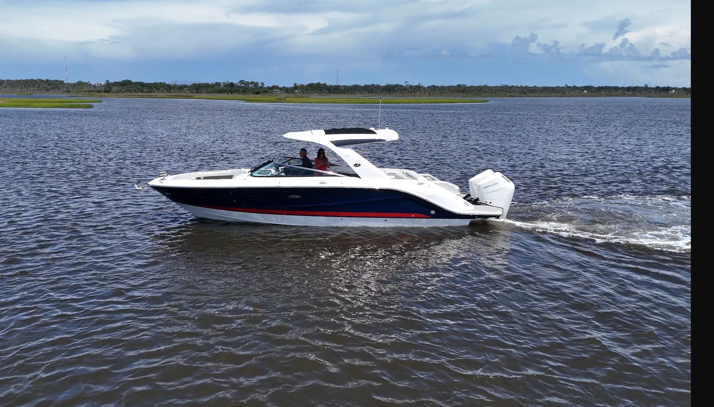 2027 Sea Ray SLX 310 Outboard for Sale in Jacksonville Beach, Florida Bowrider