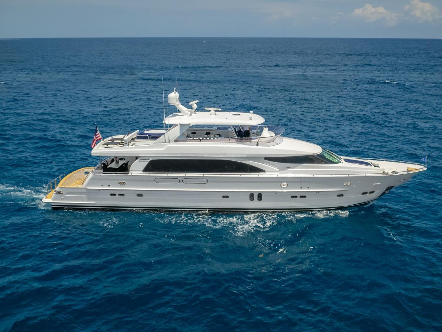 2005 Horizon 94 for Sale in Stuart, Florida Motor Yacht