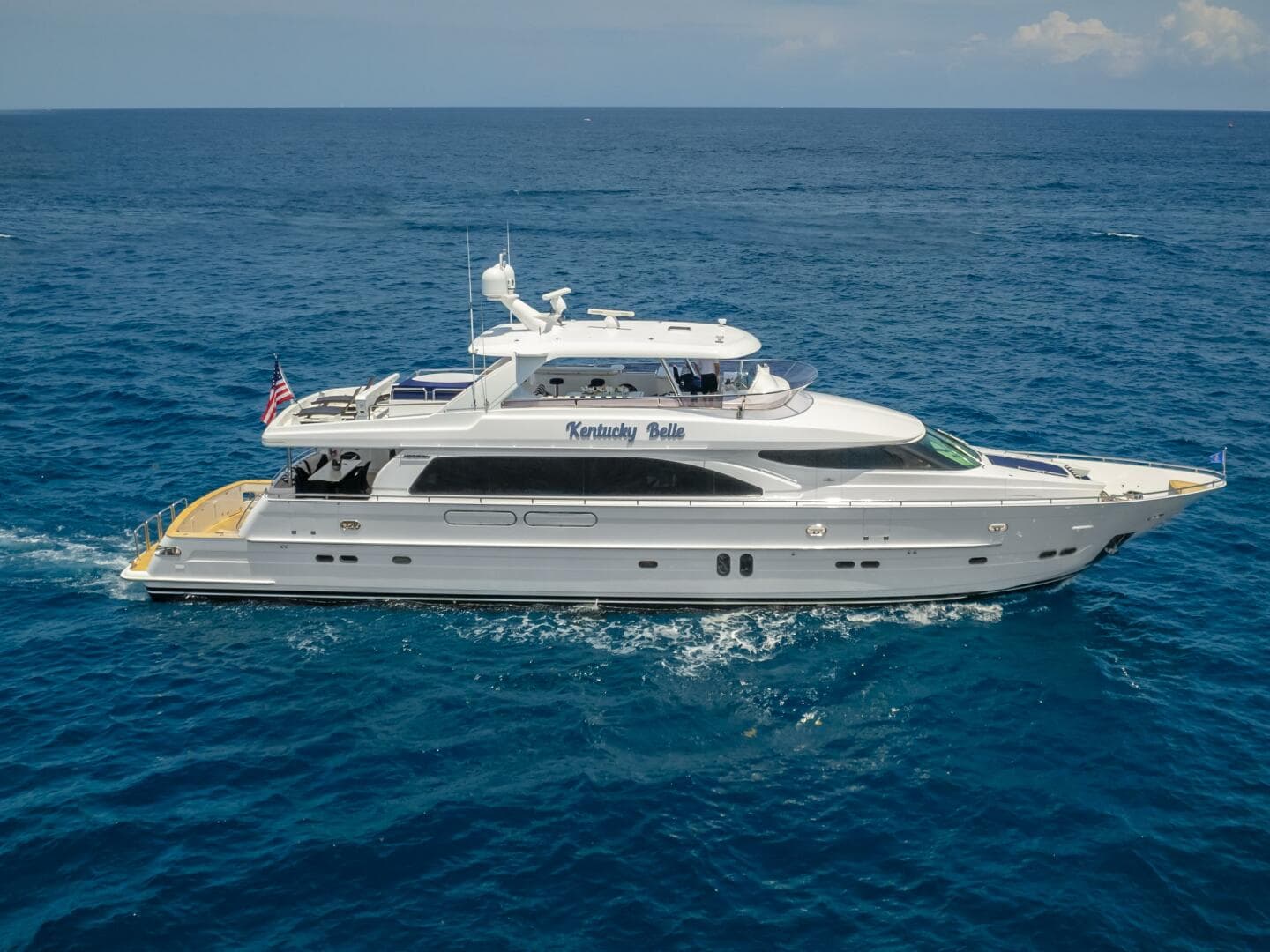 2005 Horizon 94 for Sale in Stuart, Florida Motor Yacht 4