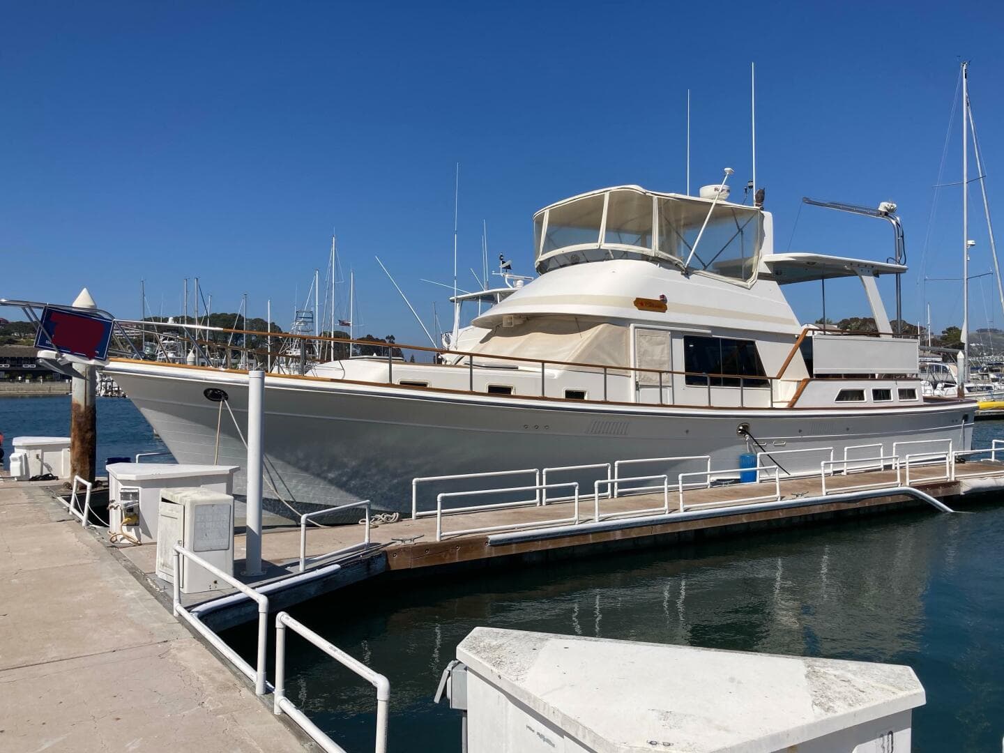1985 Offshore Yachts 48 Yachtfish te koop in Dana Point, California Motor Yacht