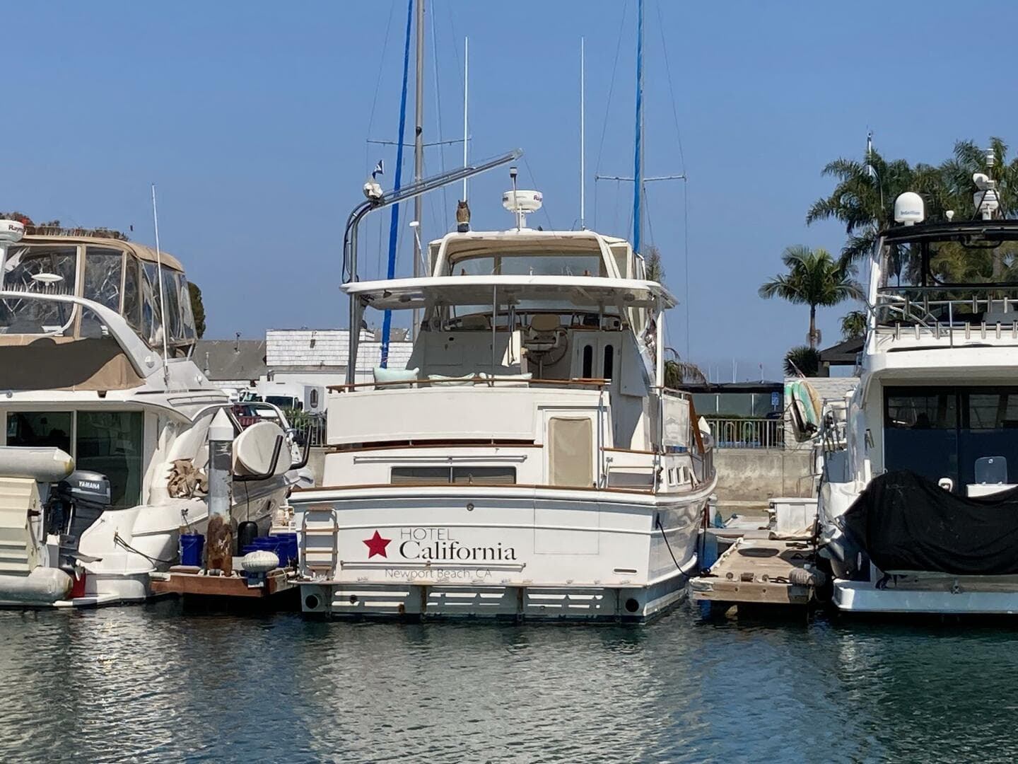 1985 Offshore Yachts 48 Yachtfish te koop in Dana Point, California Motor Yacht 3
