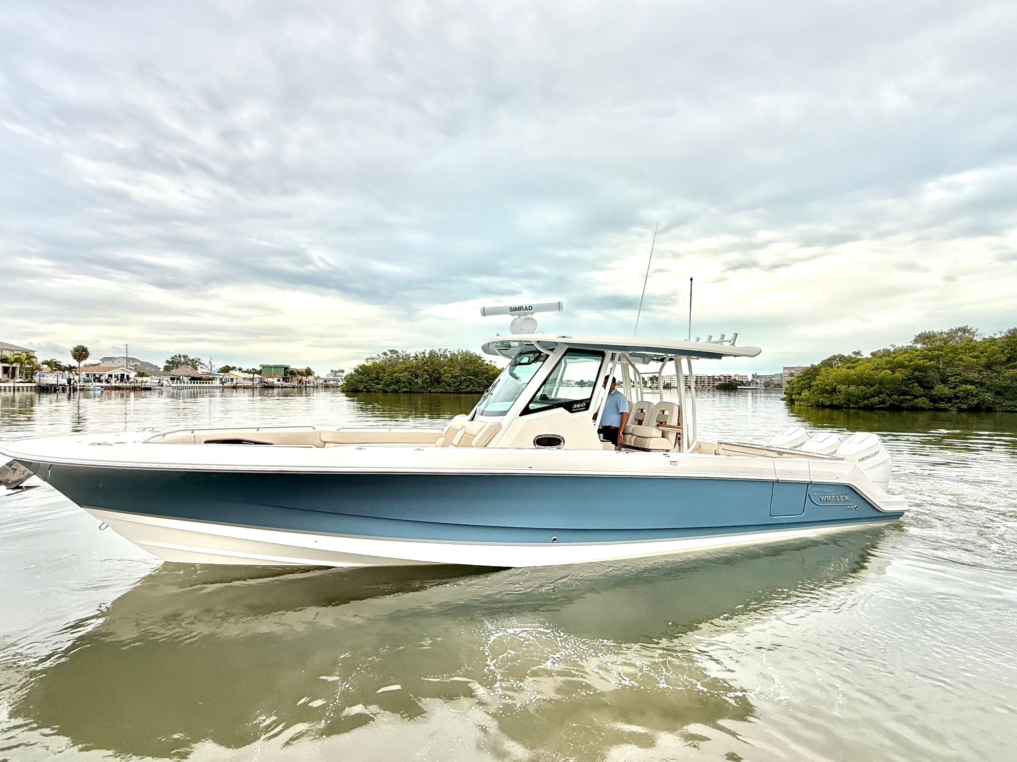 2026 Boston Whaler 360 Outrage zum Verkauf in St Petersburg, FL Center Console 5