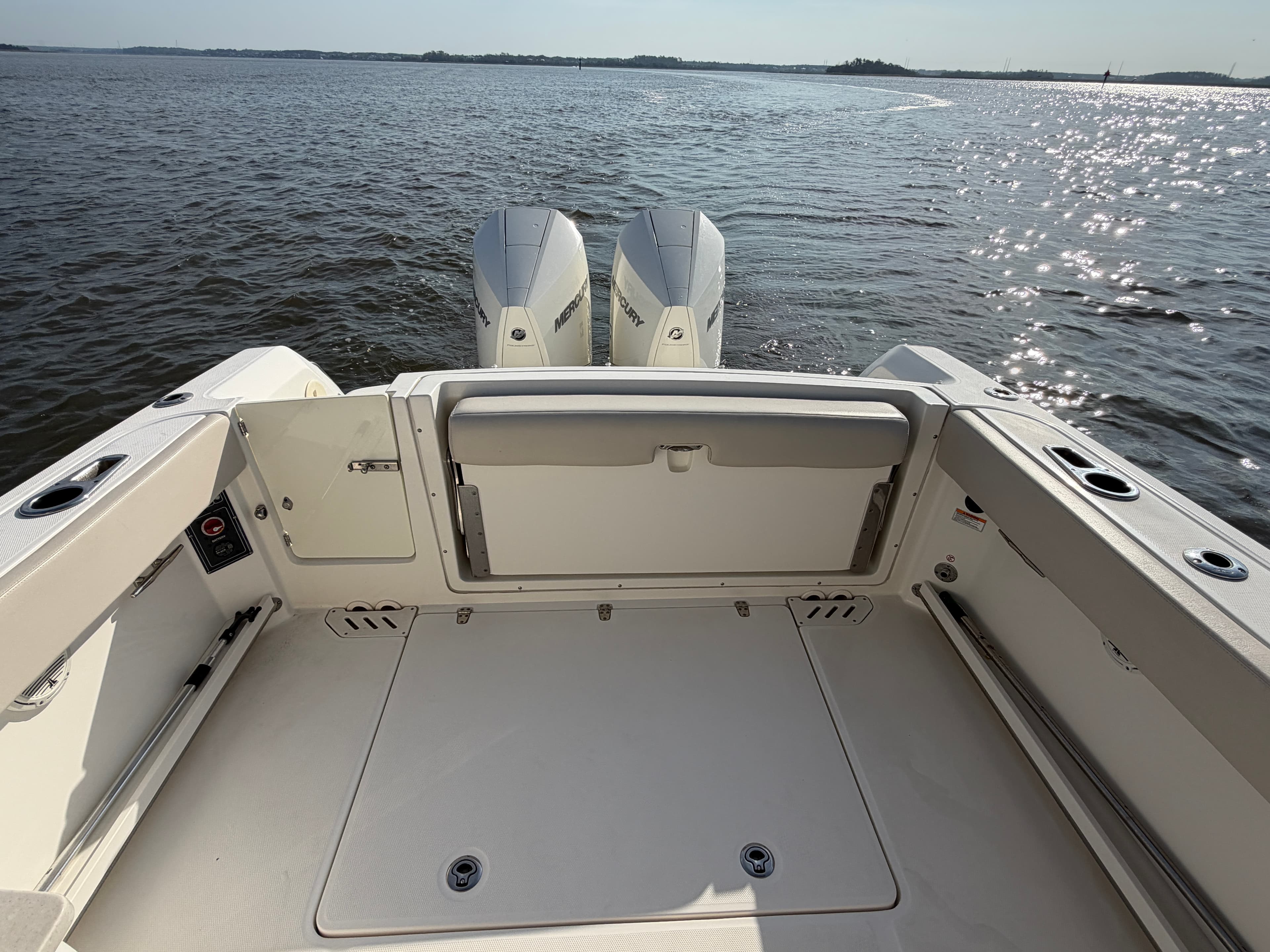 2018 Boston Whaler 270 Vantage for Sale in Charleston, SC Dual Console 4