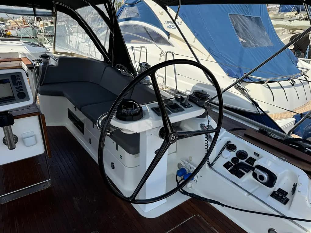 2011 Bavaria Yachts Cruiser 55 for Sale in Altea, ES Monohull 4