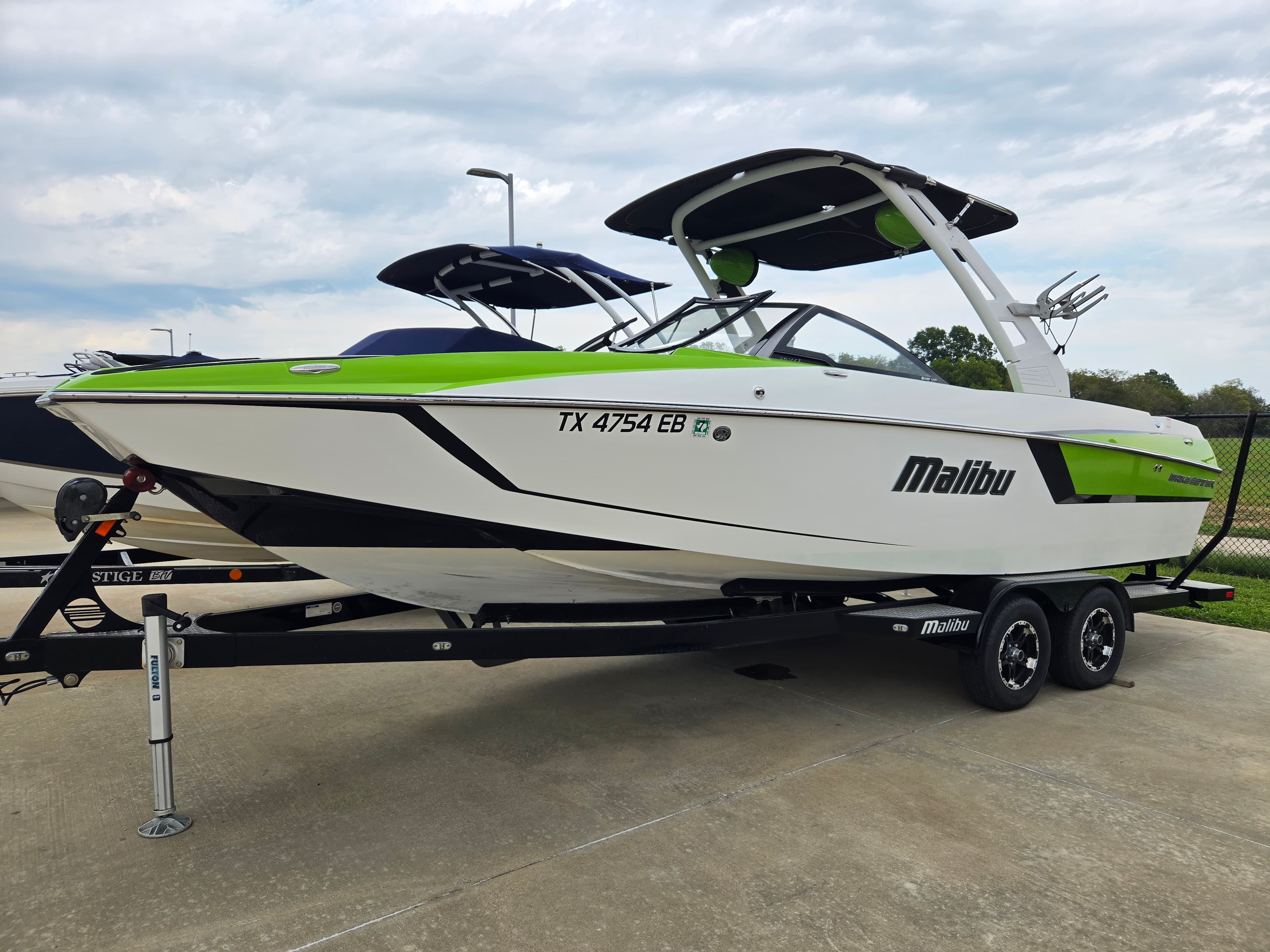 2018 Malibu Boats 24 MXZ zum Verkauf in Monkey Island, OK Ski Boat