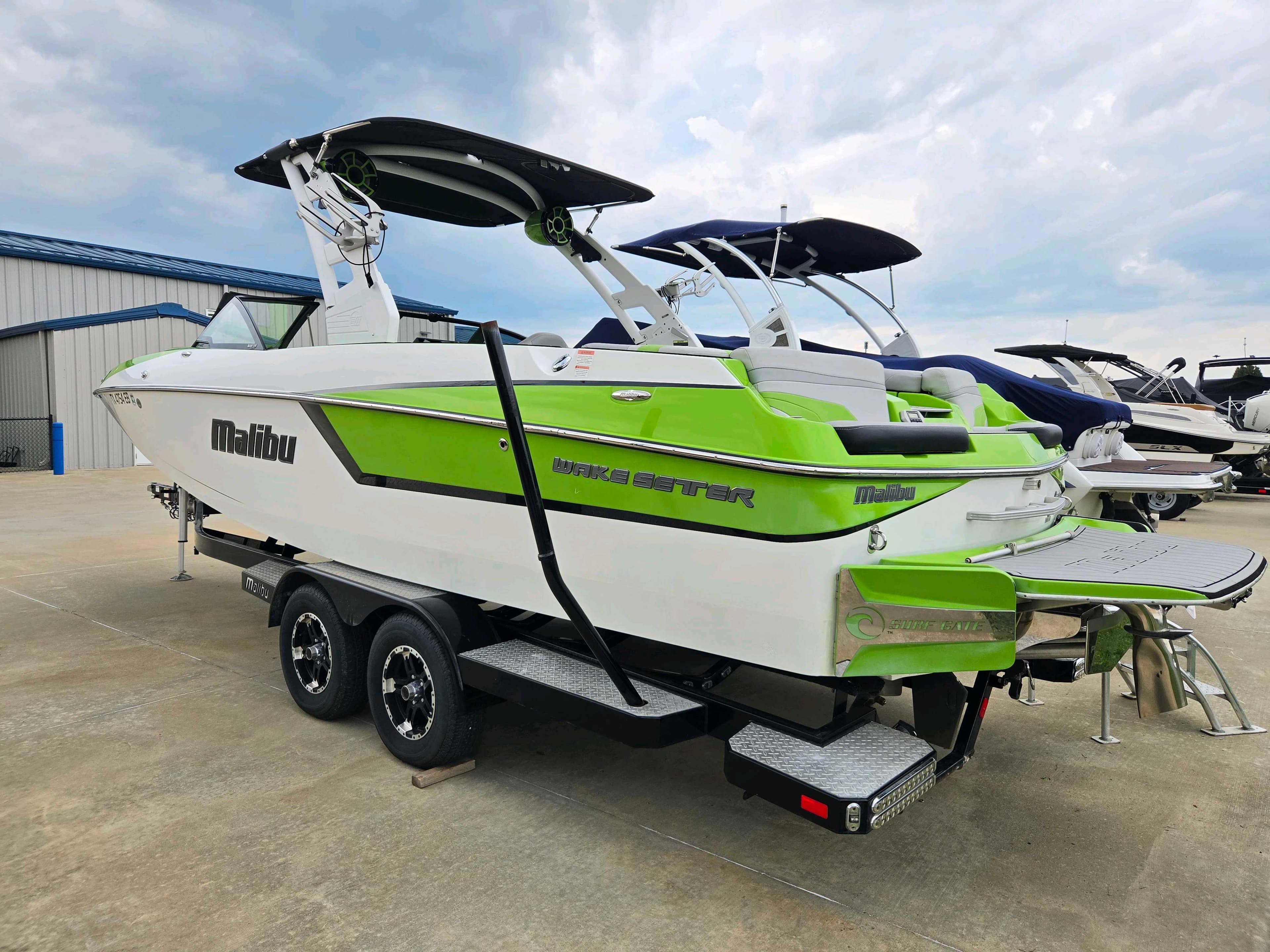 2018 Malibu Boats 24 MXZ zum Verkauf in Monkey Island, OK Ski Boat 2
