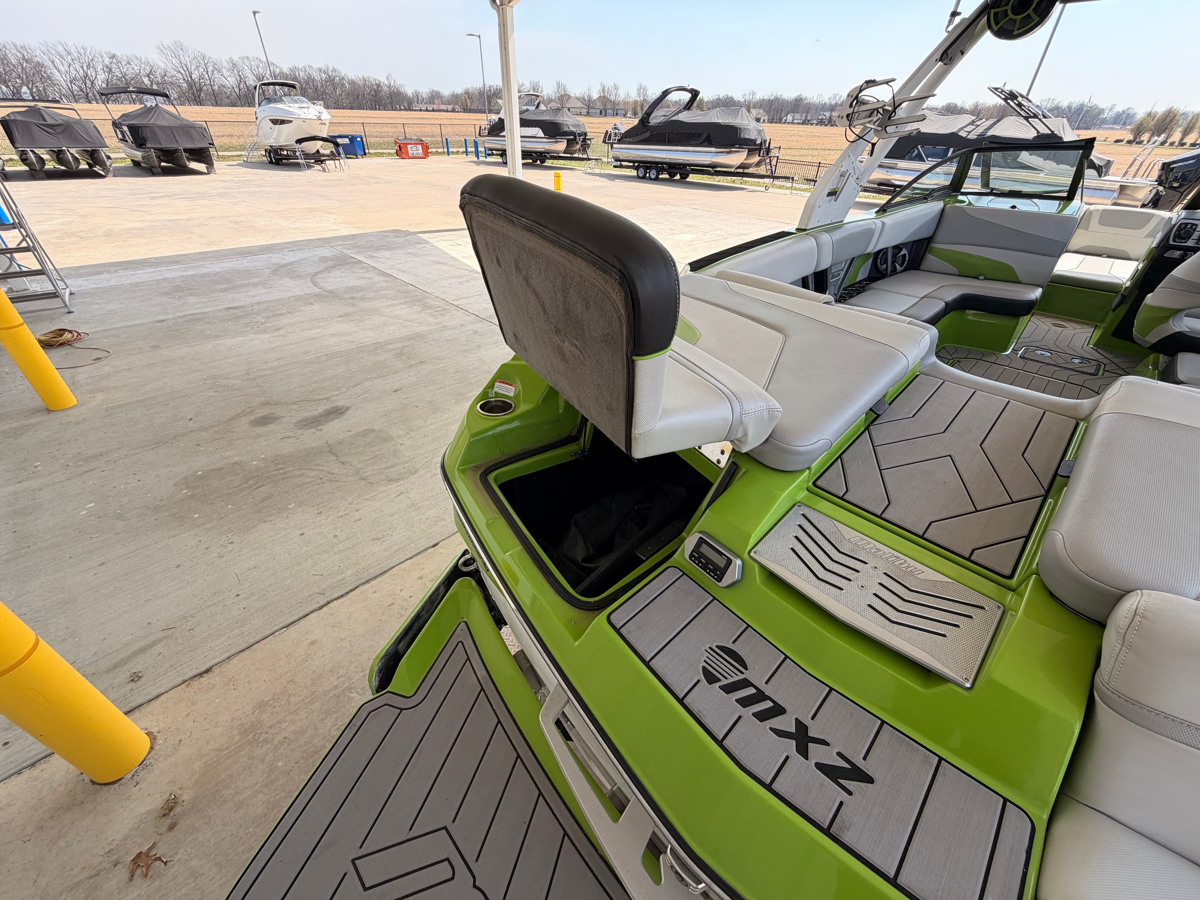 2018 Malibu Boats 24 MXZ zum Verkauf in Monkey Island, OK Ski Boat 5