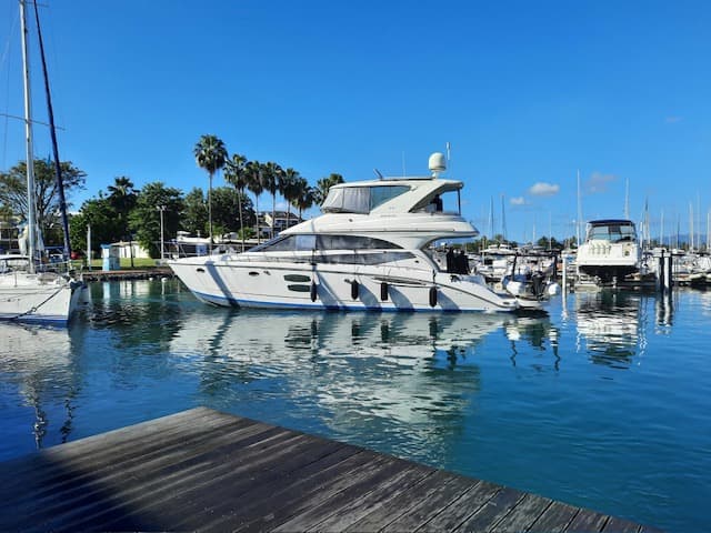 2008 Meridian 441 zum Verkauf in Pointe-à-Pitre, GP Motor Yacht