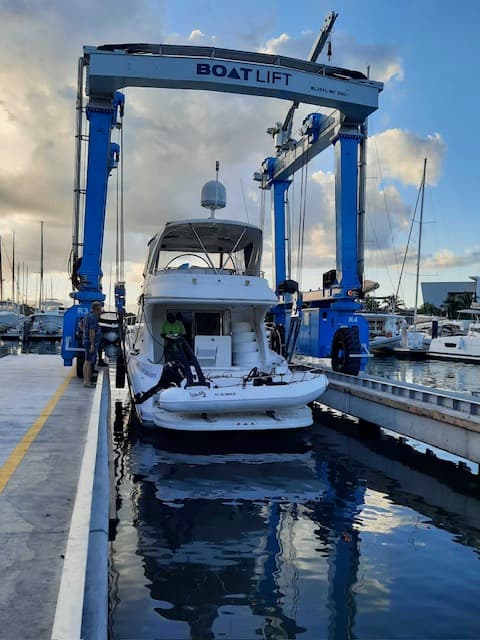 2008 Meridian 441 zum Verkauf in Pointe-à-Pitre, GP Motor Yacht 5