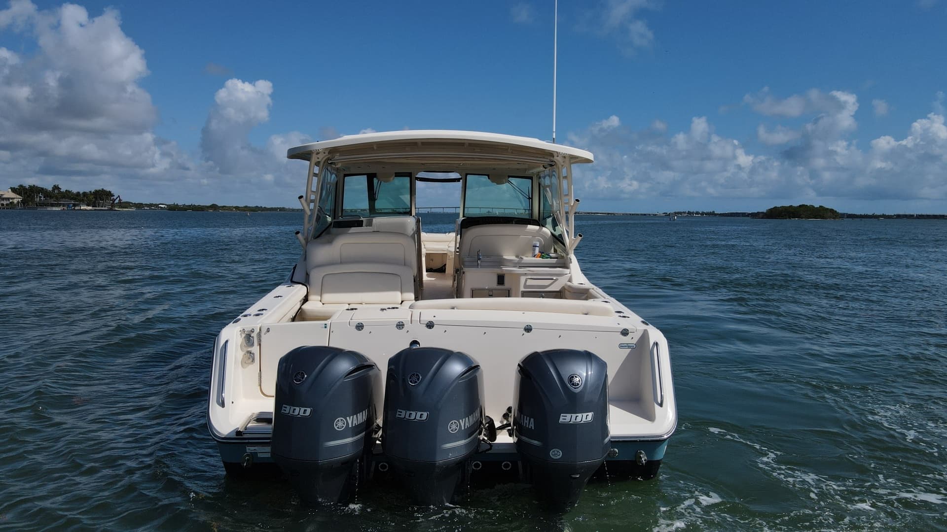 2019 Grady-White Boats Freedom 375 for Sale in Palm City, Florida Bowrider 3