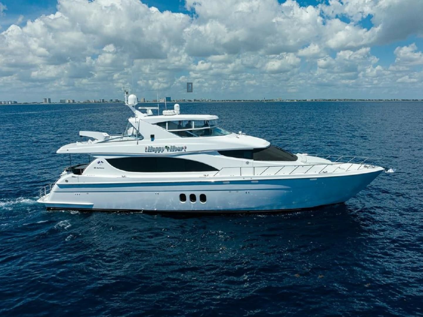 2007 Hatteras 80 Motor Yacht for Sale in Delray Beach, Florida Flybridge