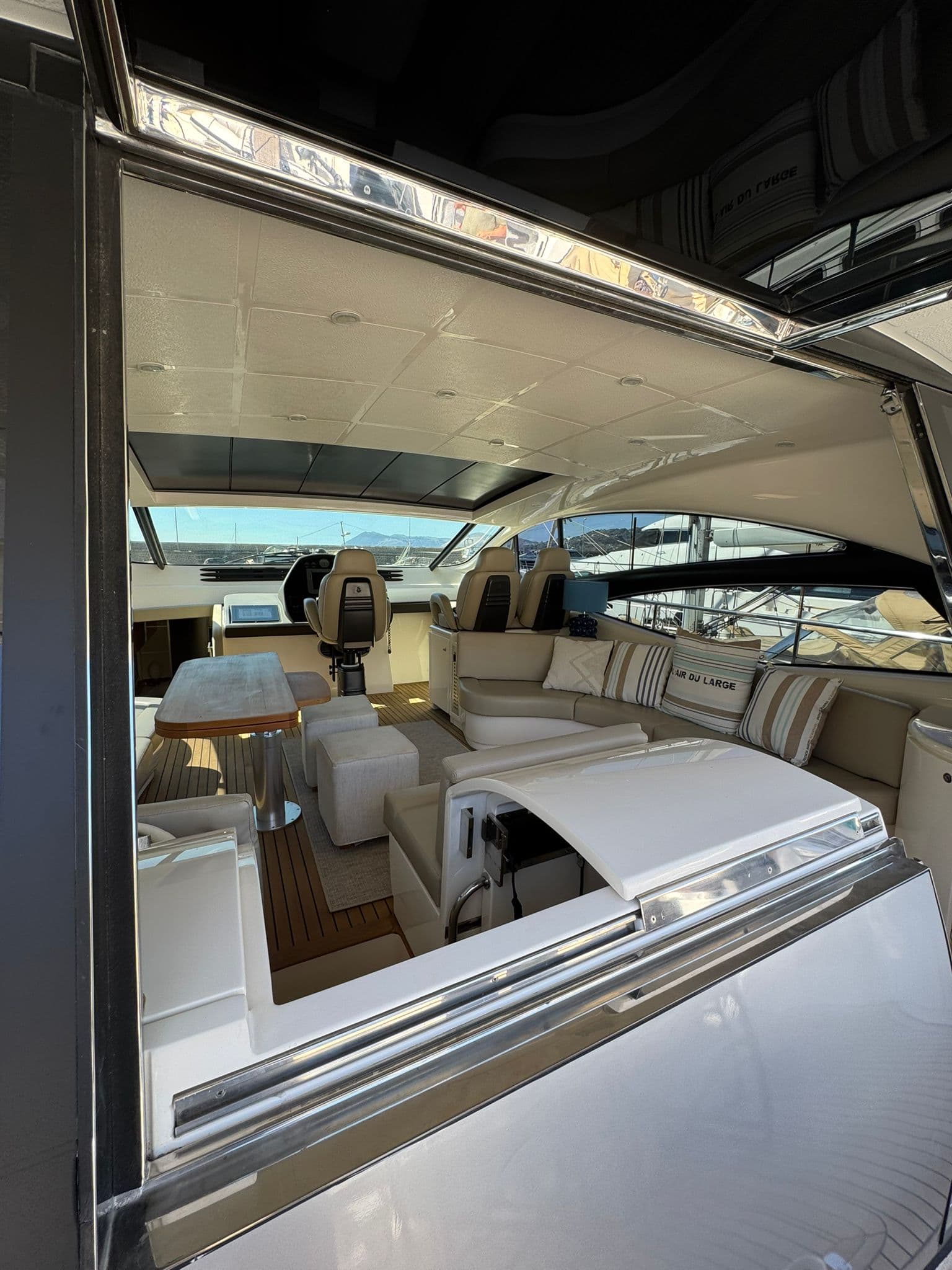 2005 Pershing 62' a la venta en Naples, IT High Performance 4