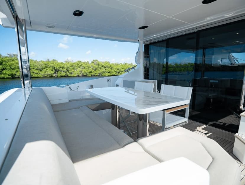 2023 Azimut Fly 60 for Sale in Catawba Island, OH Flybridge 5