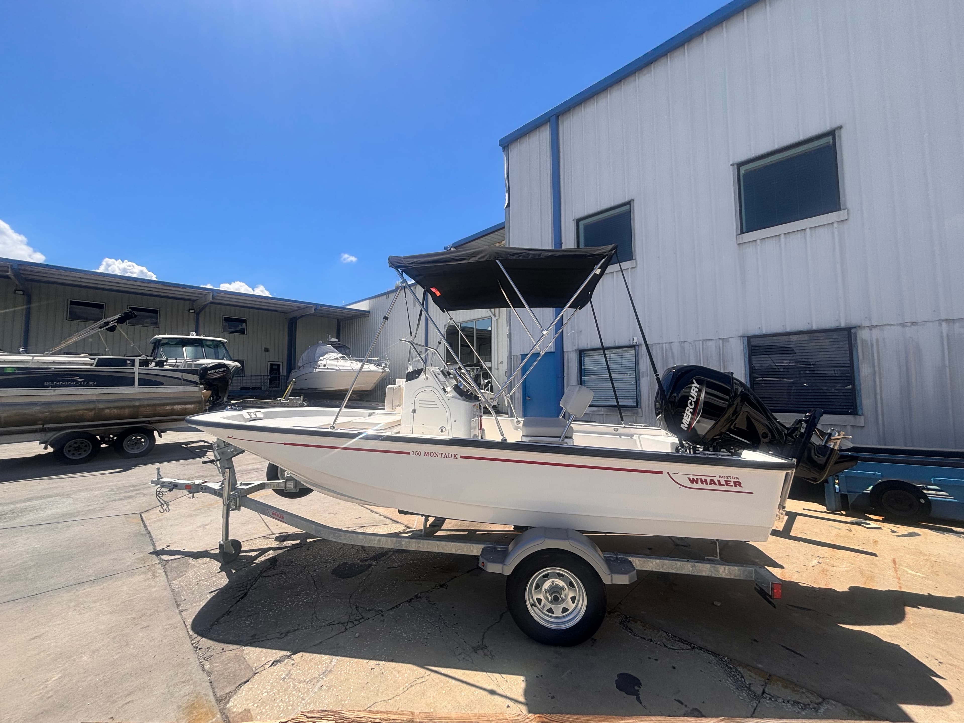 2027 Boston Whaler 150 Montauk te koop in Clearwater, Florida Center Console