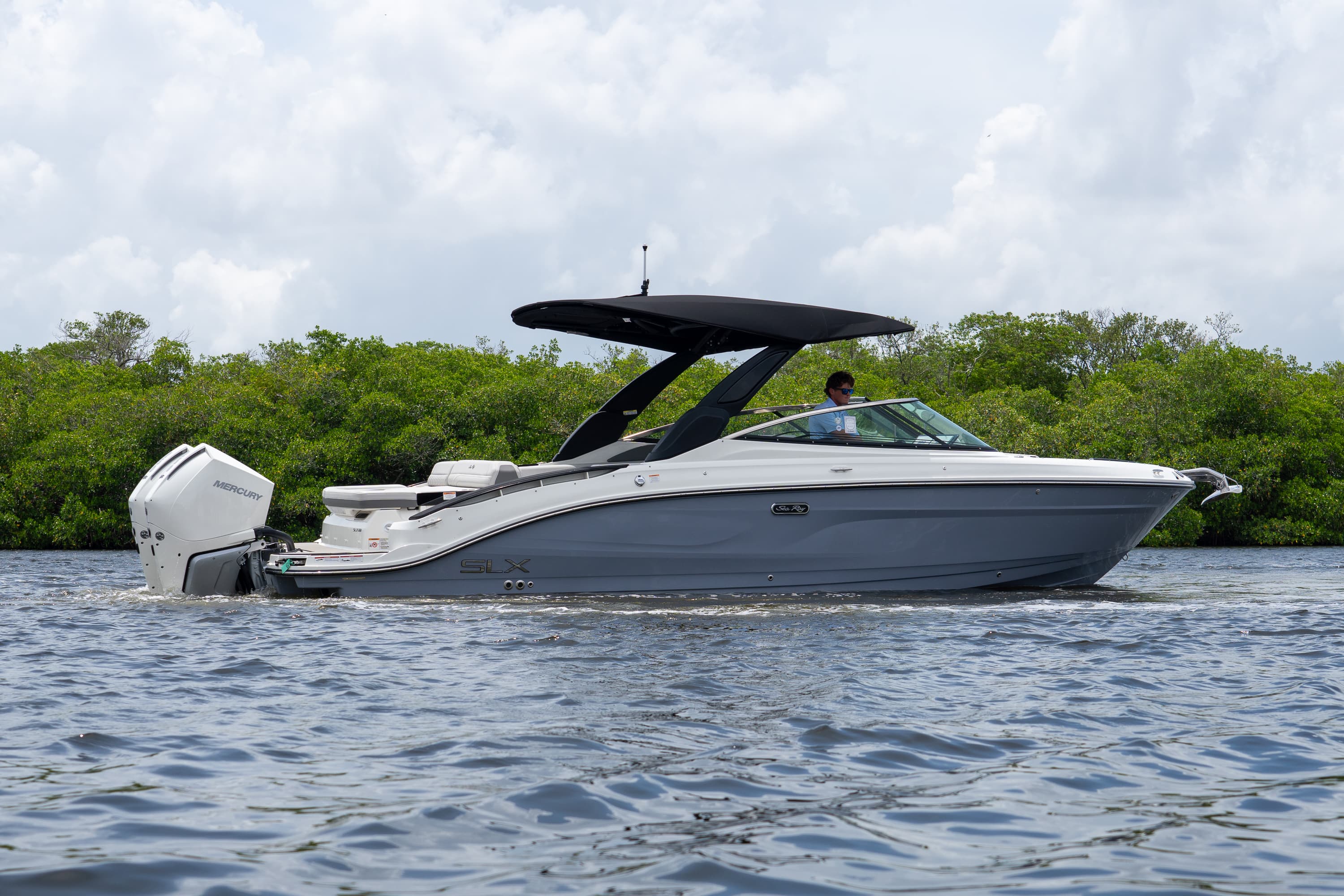 2027 Sea Ray SLX 280 Outboard for Sale in Fort Myers, FL Bowrider 3