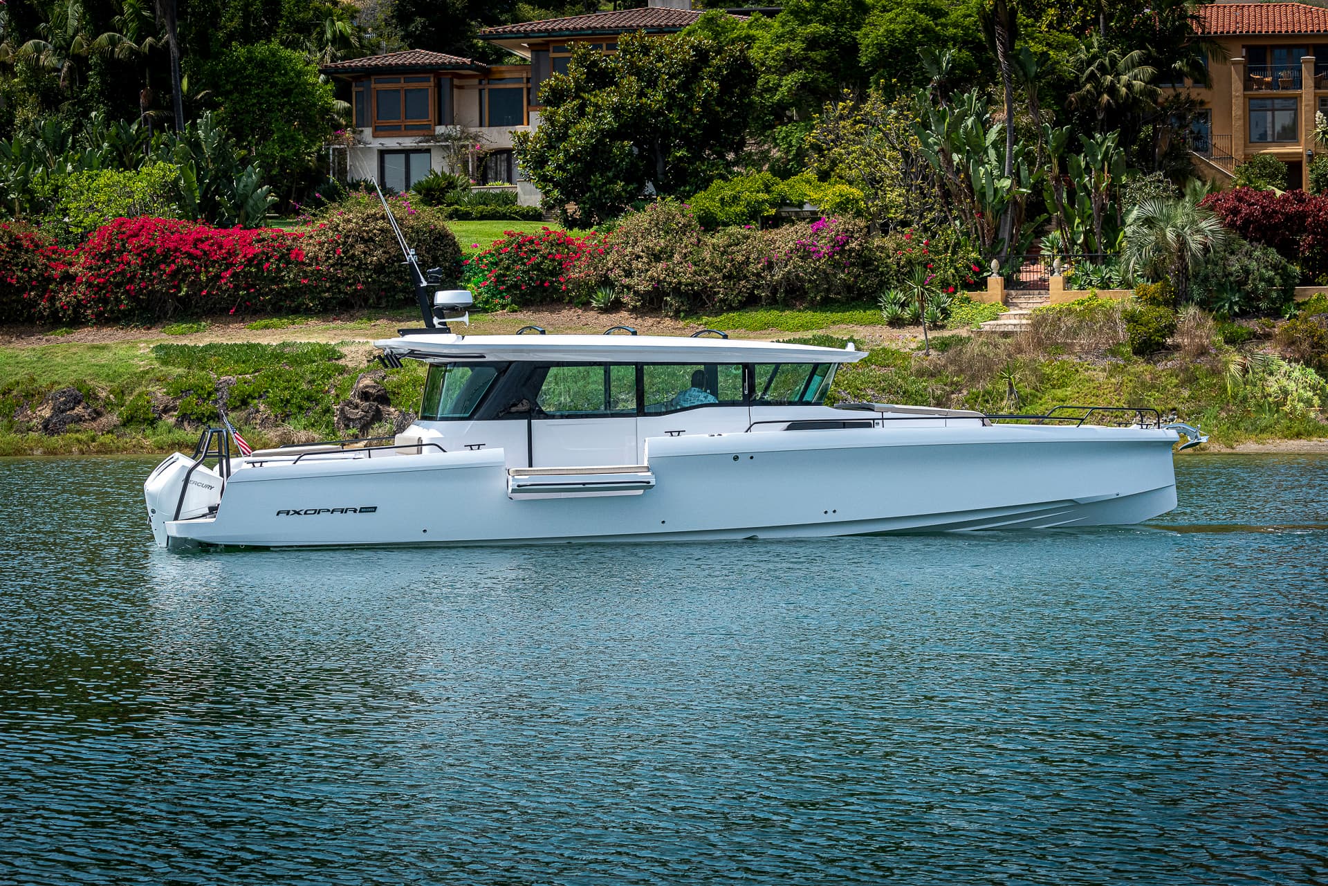 2026 Axopar 45 XC Cross Cabin for Sale in Sausalito, California Motor Yacht