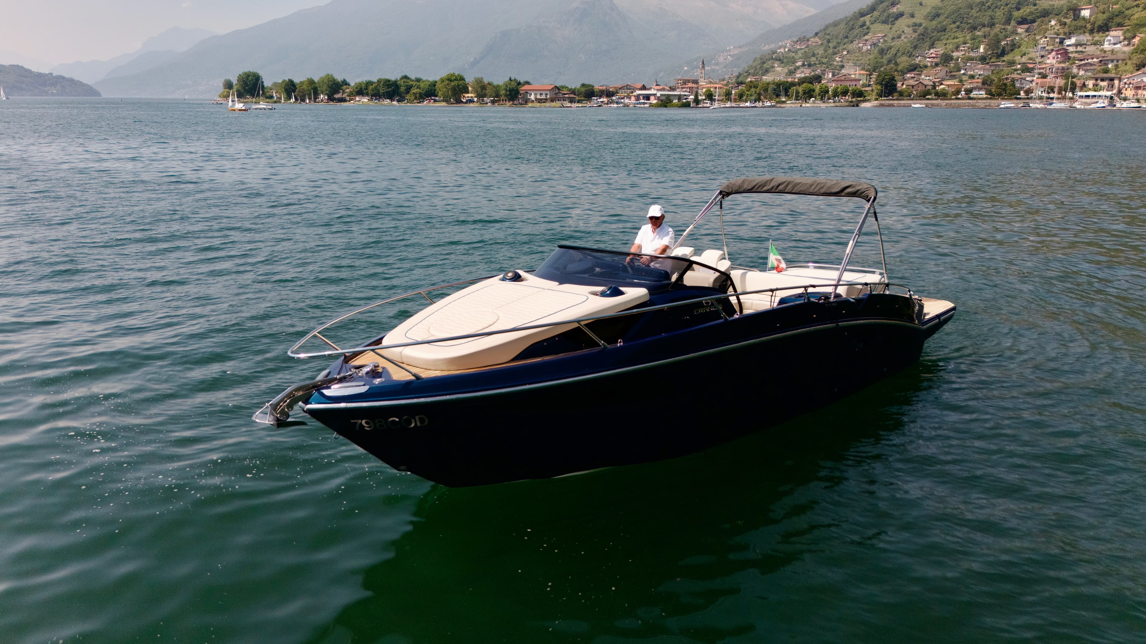2025 Cranchi E30 Endurance zum Verkauf in Lake Como, IT Walk-around Boats 2