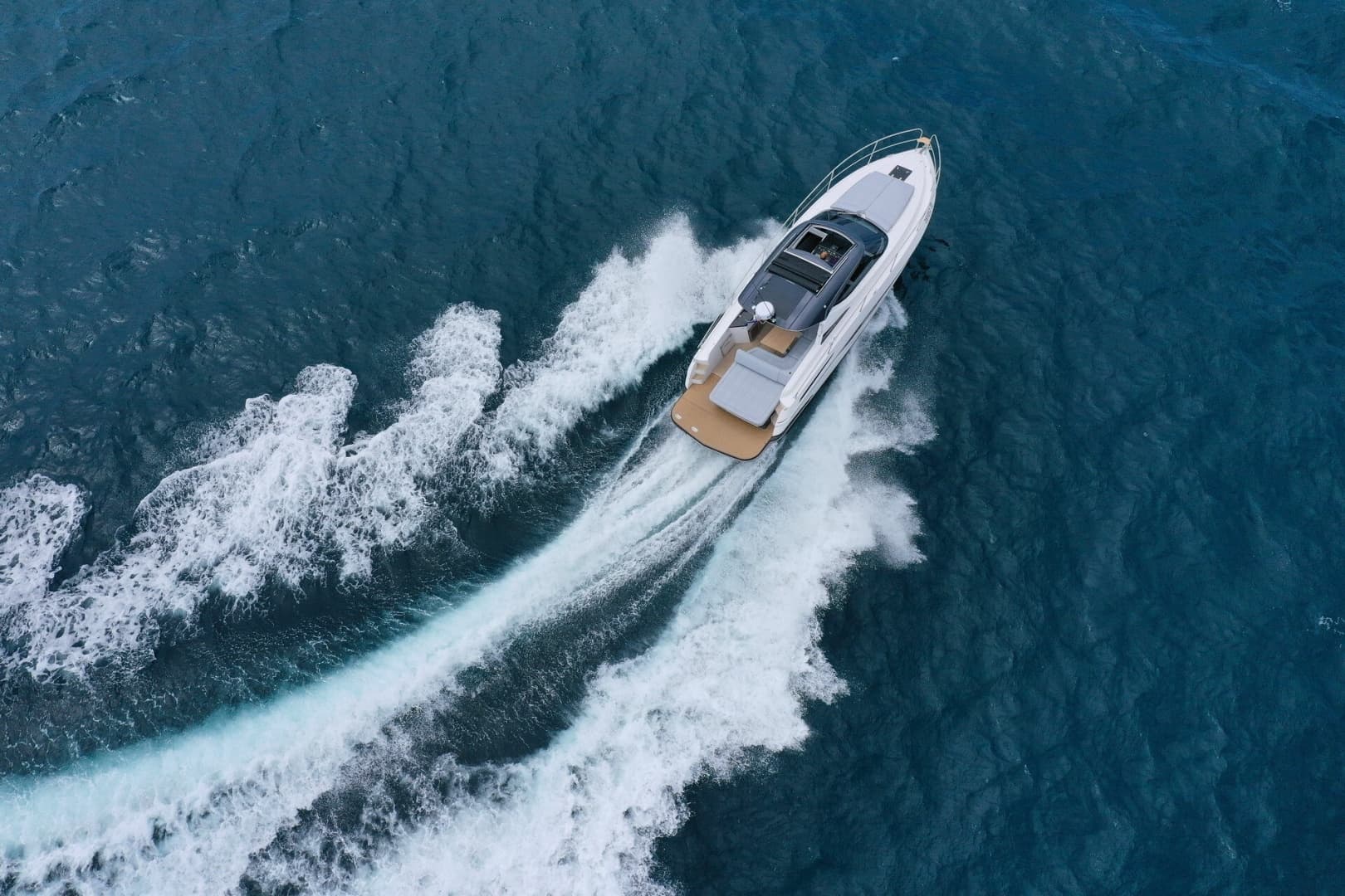 2027 Focus Motor Yachts Power 36 a la venta en Fort Lauderdale, Florida Motor Yacht 4