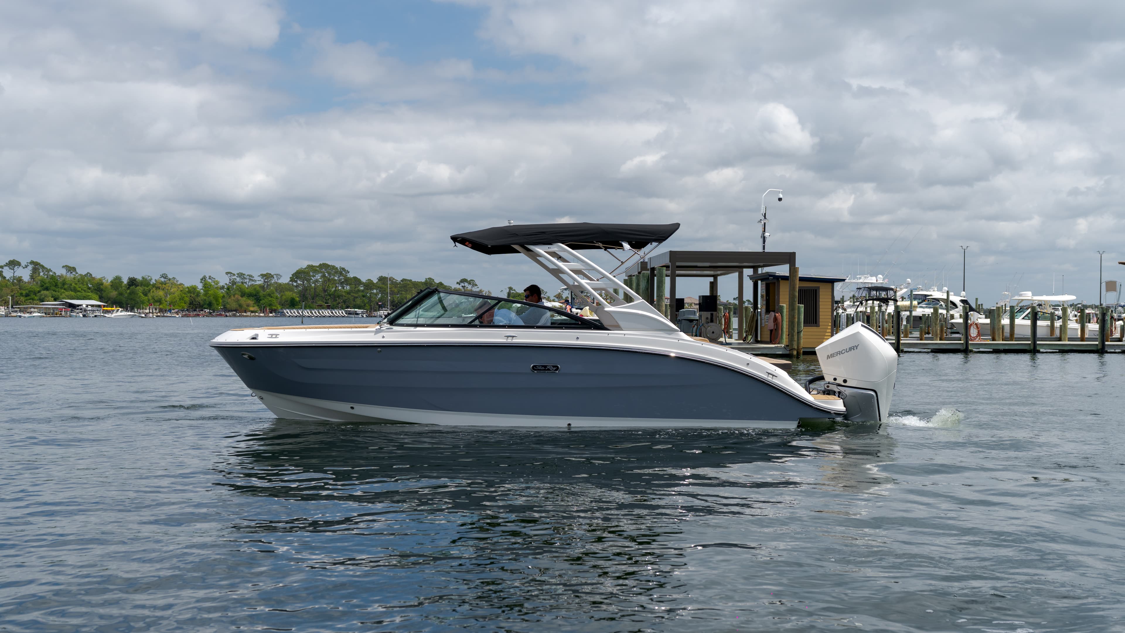 2026 Sea Ray SDX 250 Outboard for Sale in Panama City, FL Bowrider