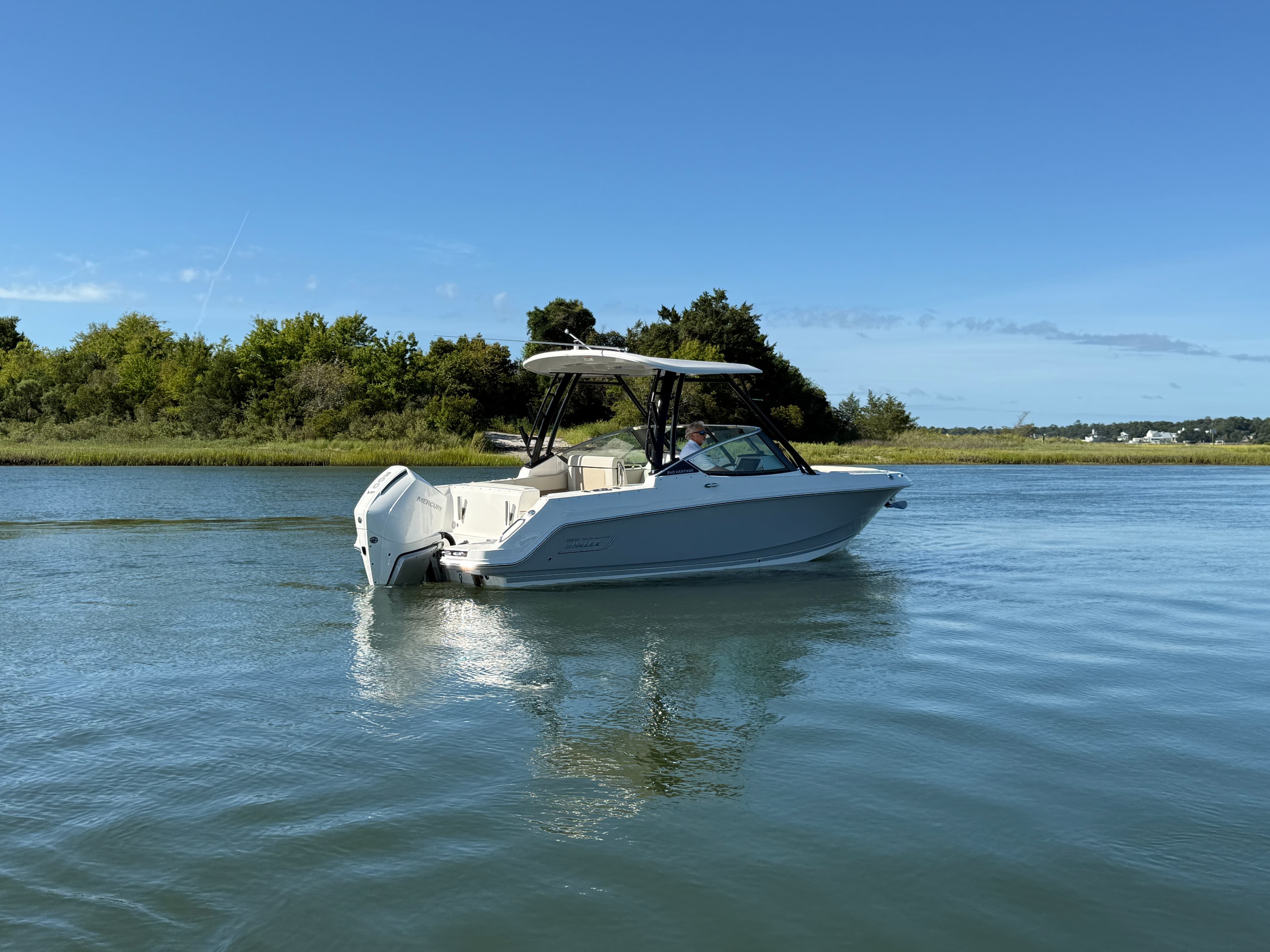 2027 Boston Whaler 240 Vantage zum Verkauf in Wrightsville Beach, North Carolina Dual Console 2